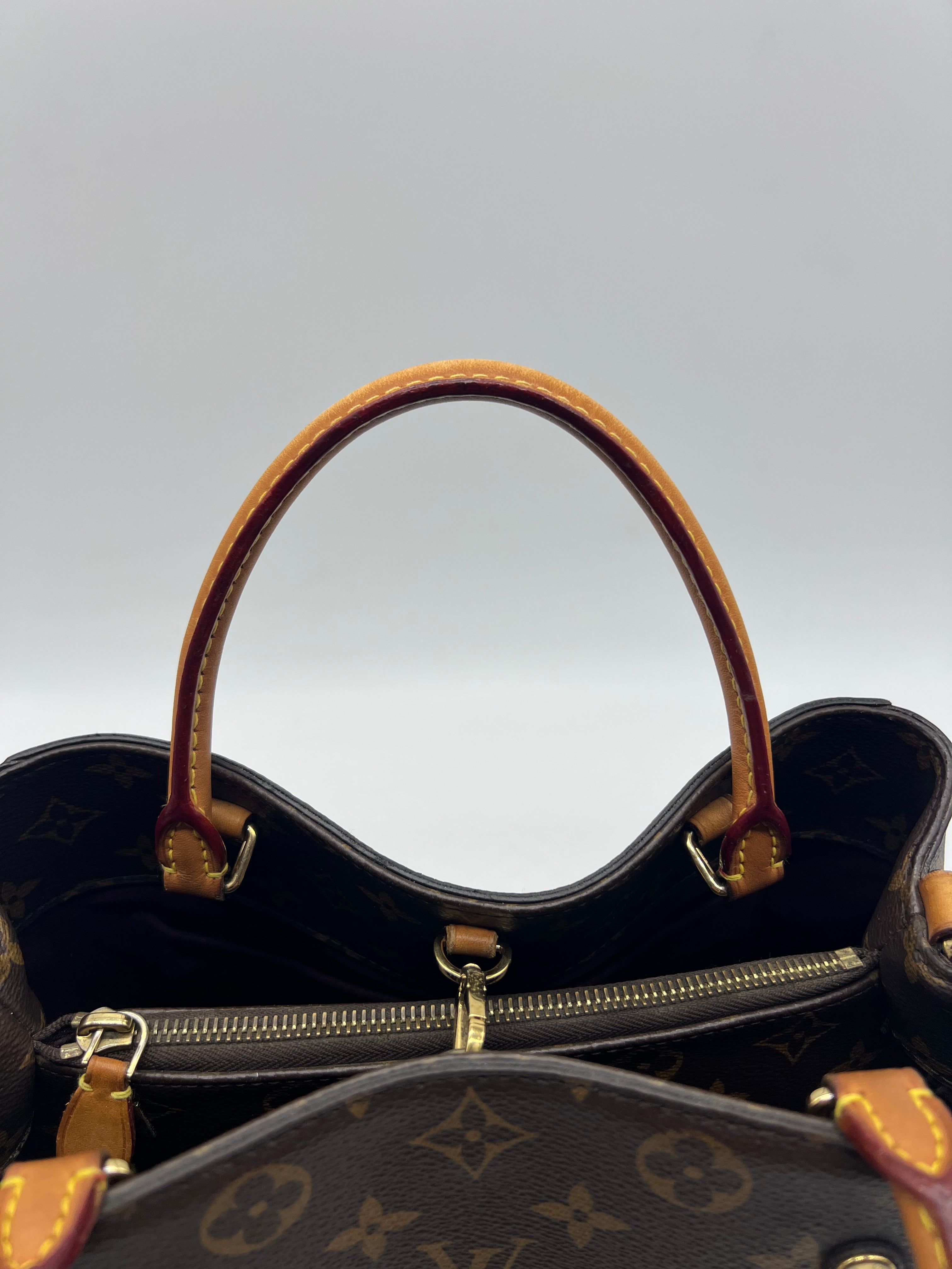 Louis Vuitton Montaigne MM Monogram