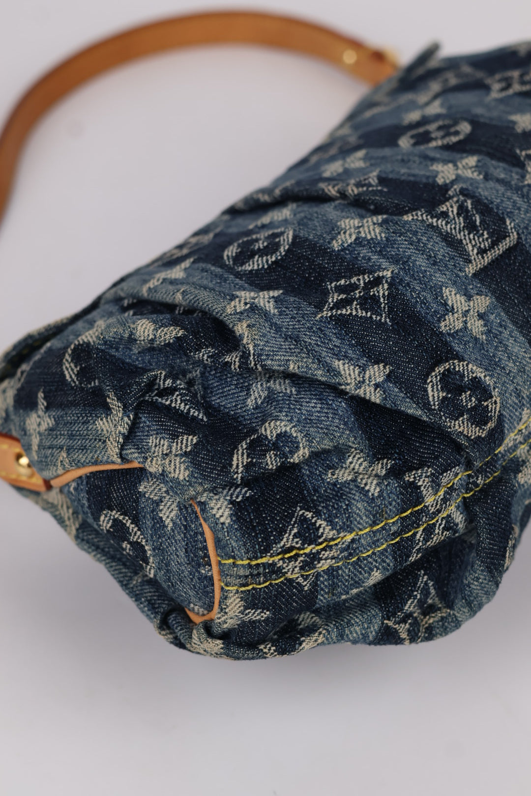 Louis Vuitton Pleaty Denim