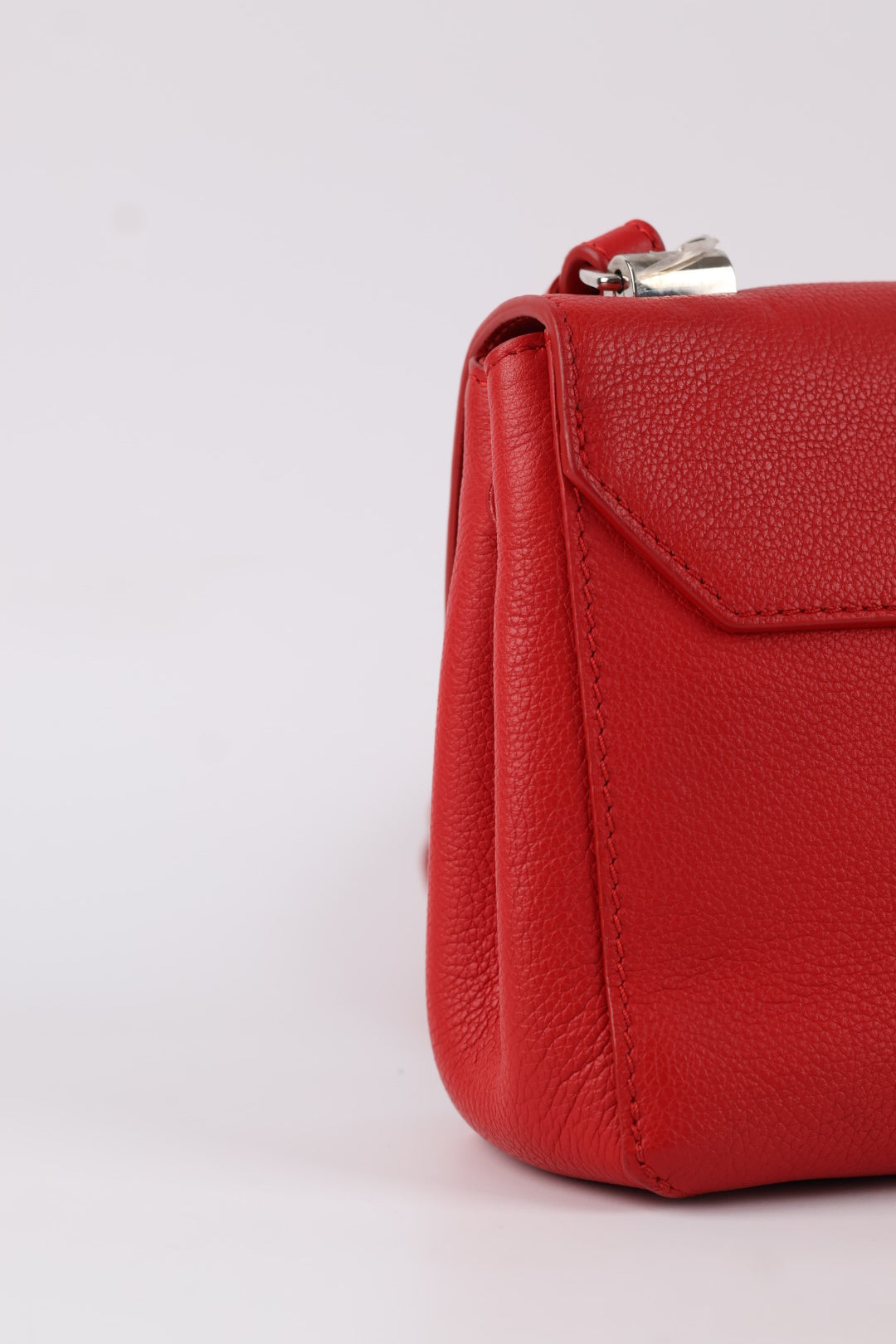 Louis Vuitton Lockme BB