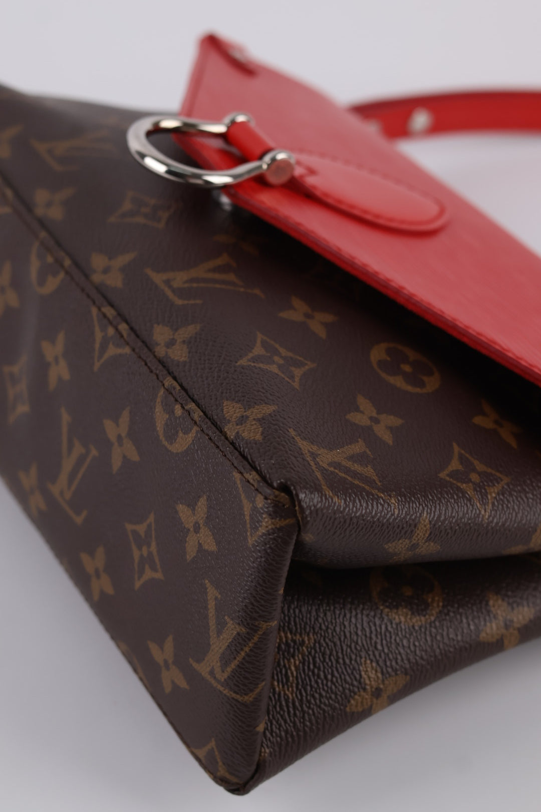 Louis Vuitton Saint Michel Monogram