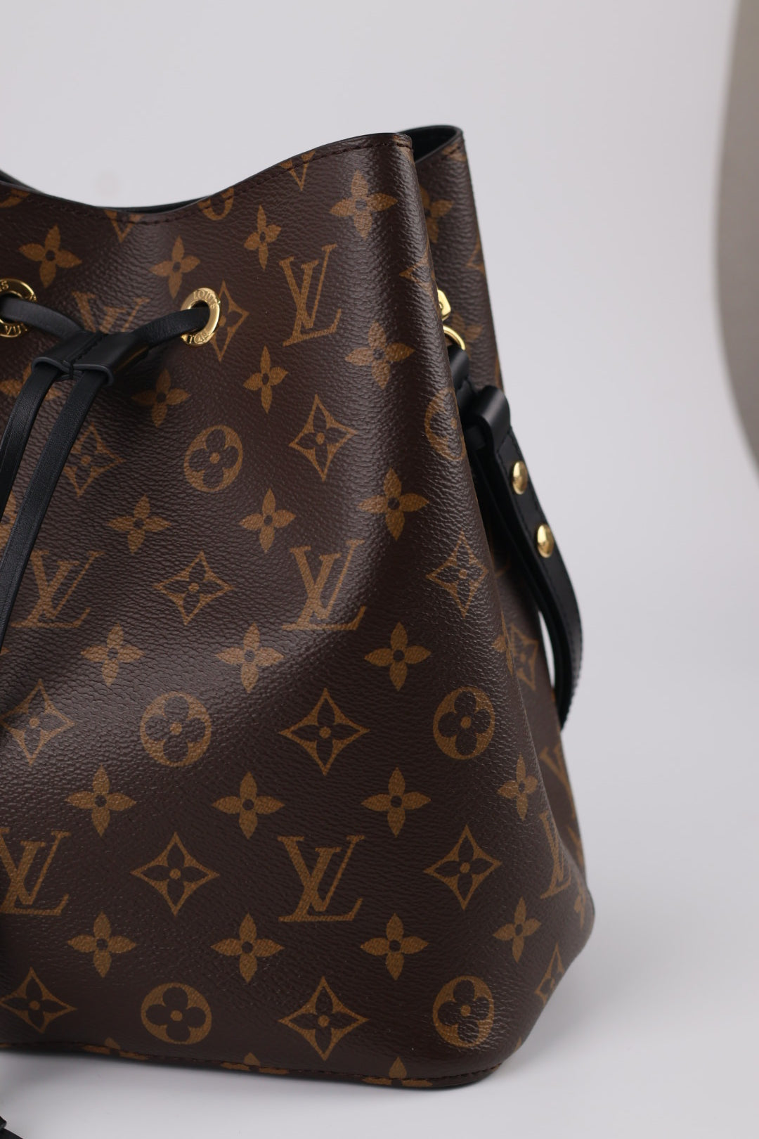 Louis Vuitton Neo Noé MM