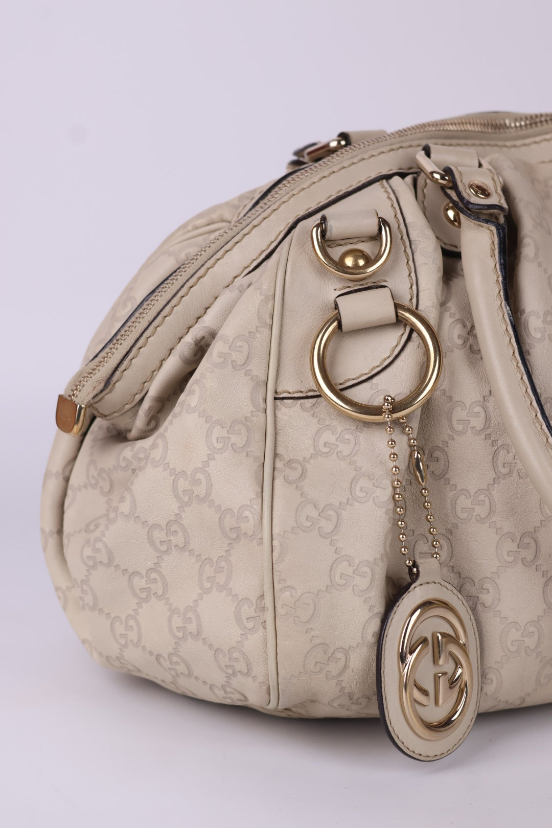 Gucci Boston Sukey GG Signature