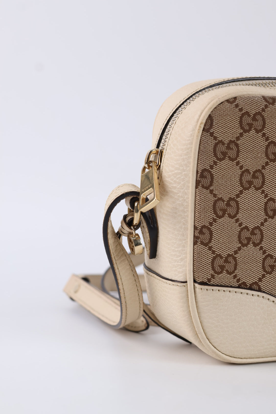 Gucci Camera Bag GG Wave