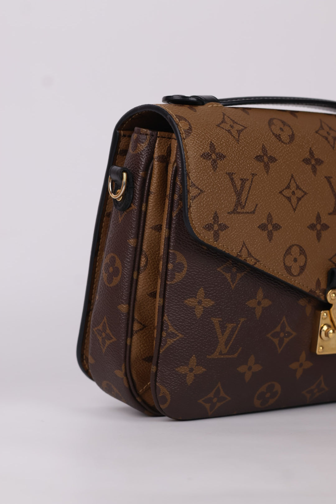 Louis Vuitton Métis Reverse