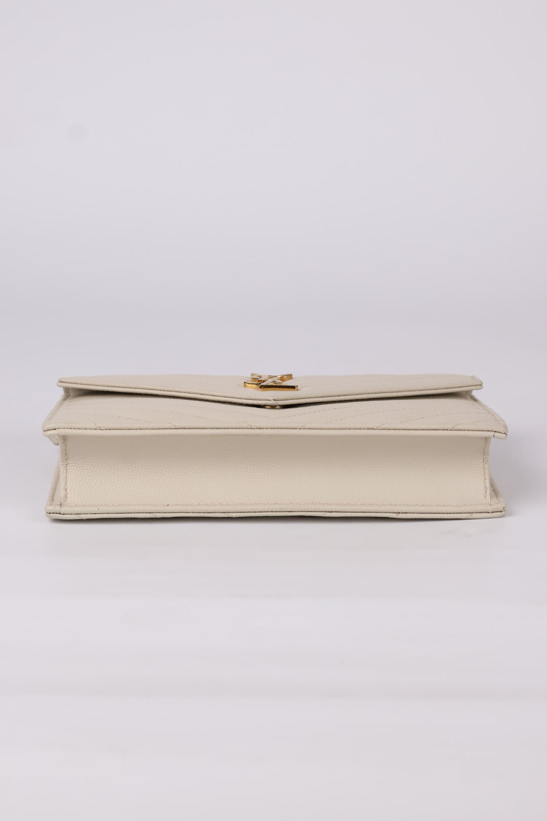 Saint Laurent Envelope Cassandre con Catena