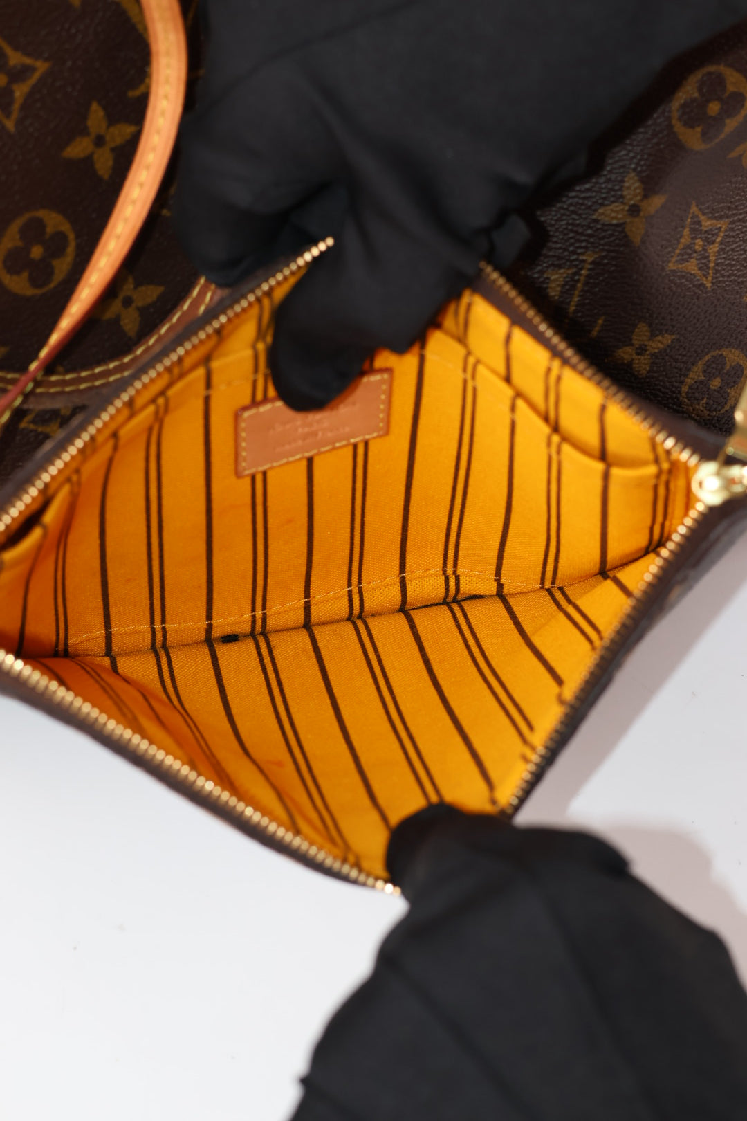 Louis Vuitton Neverfull MM Monogram