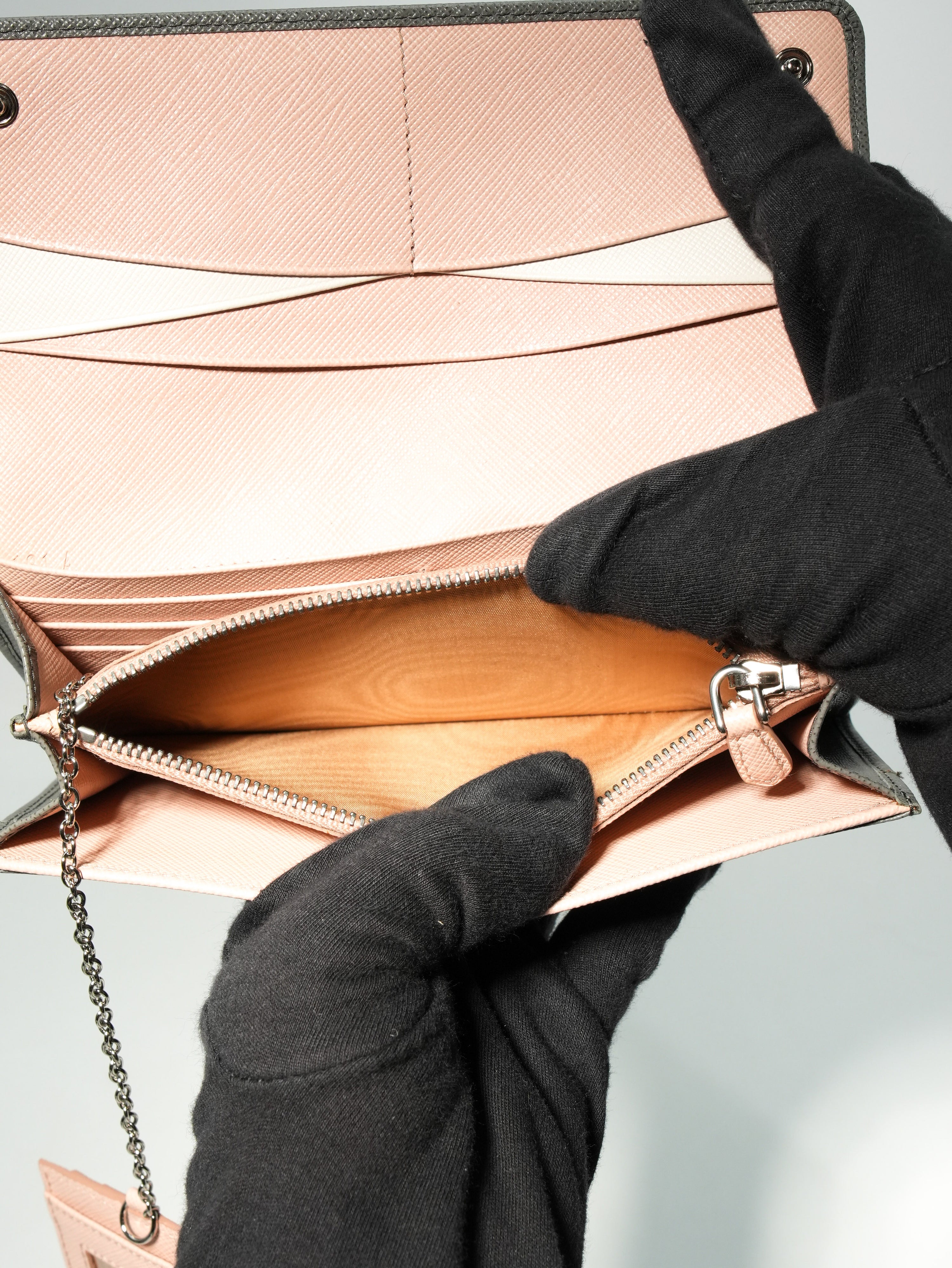 Prada Portafoglio Saffiano Lungo