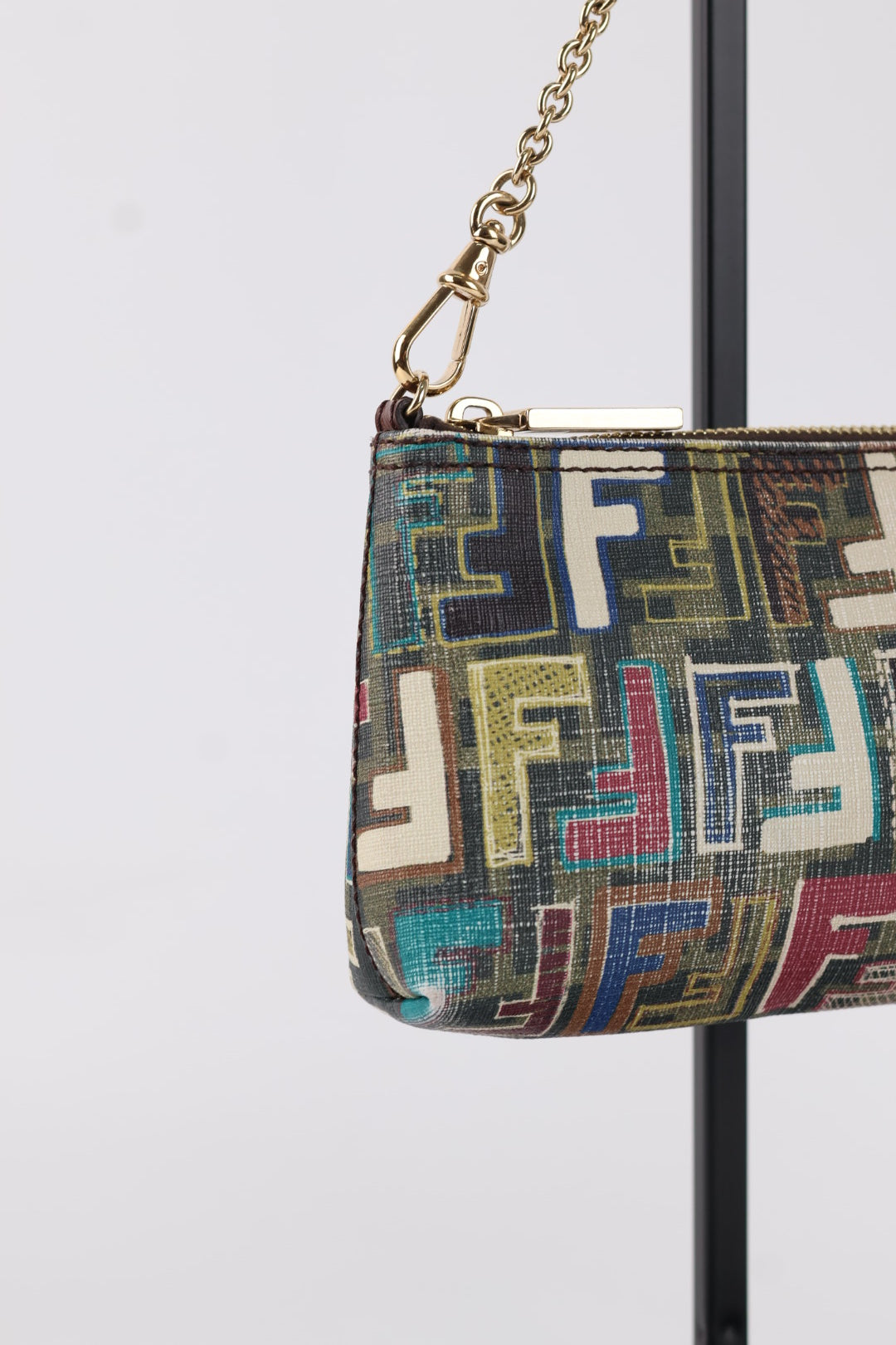 Fendi Chain Pochette FF Multicolor