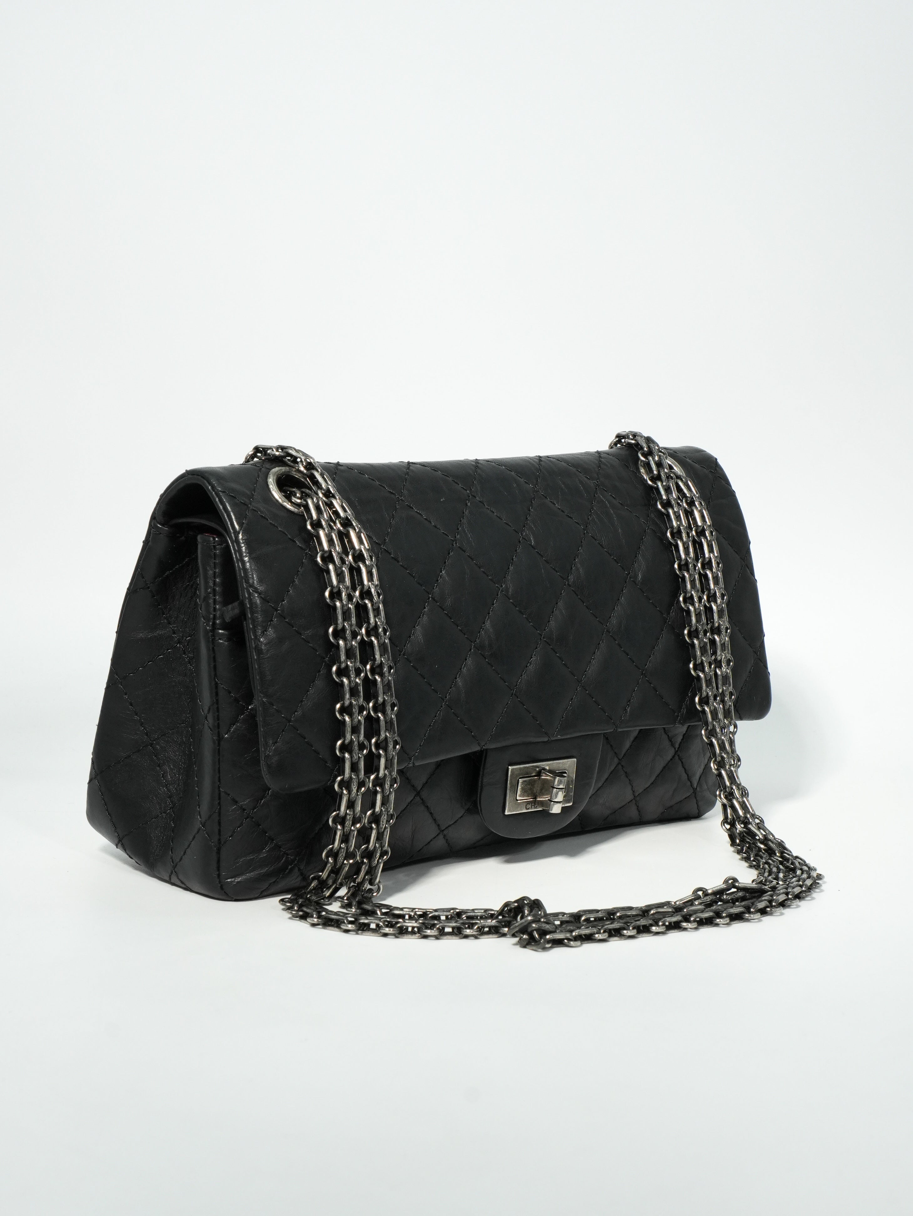 Chanel 2.55 Reissue