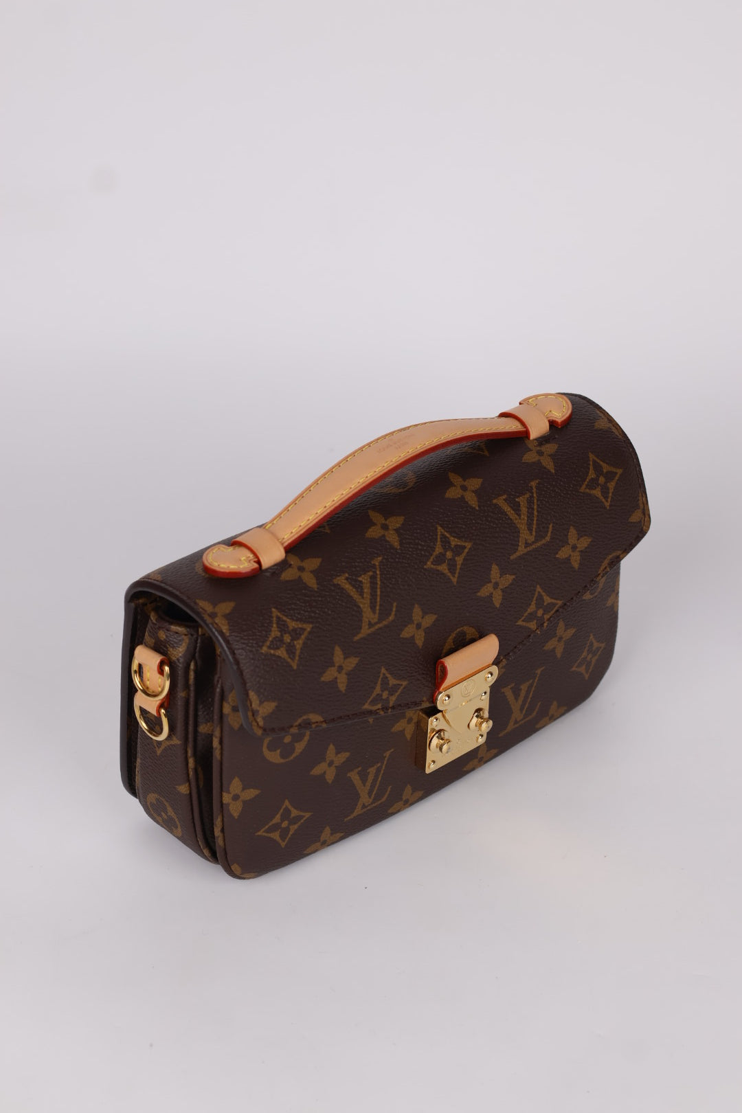 Louis Vuitton Métis East-West