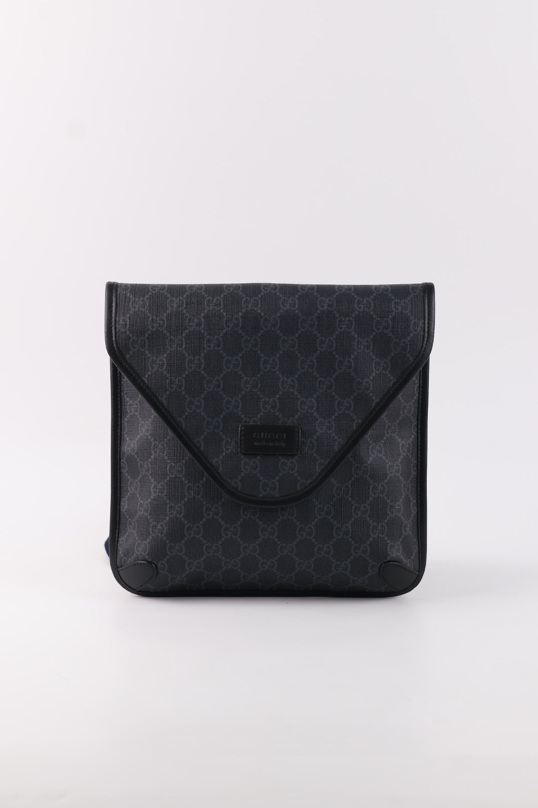 Gucci Messenger GG Supreme Small