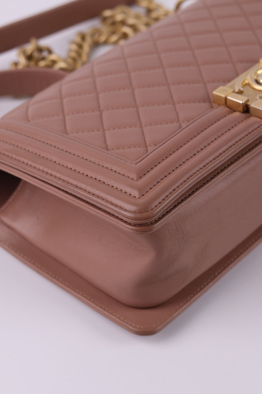 Chanel Boy Media Matelassé