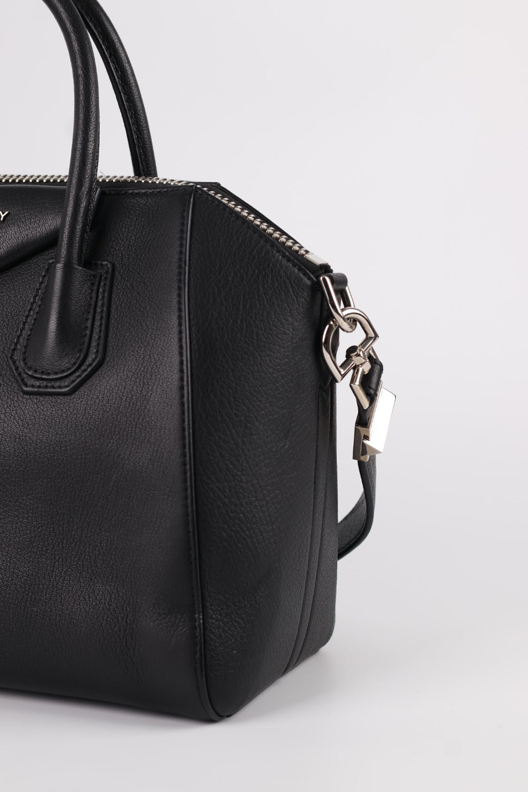 Givenchy Antigona Piccola