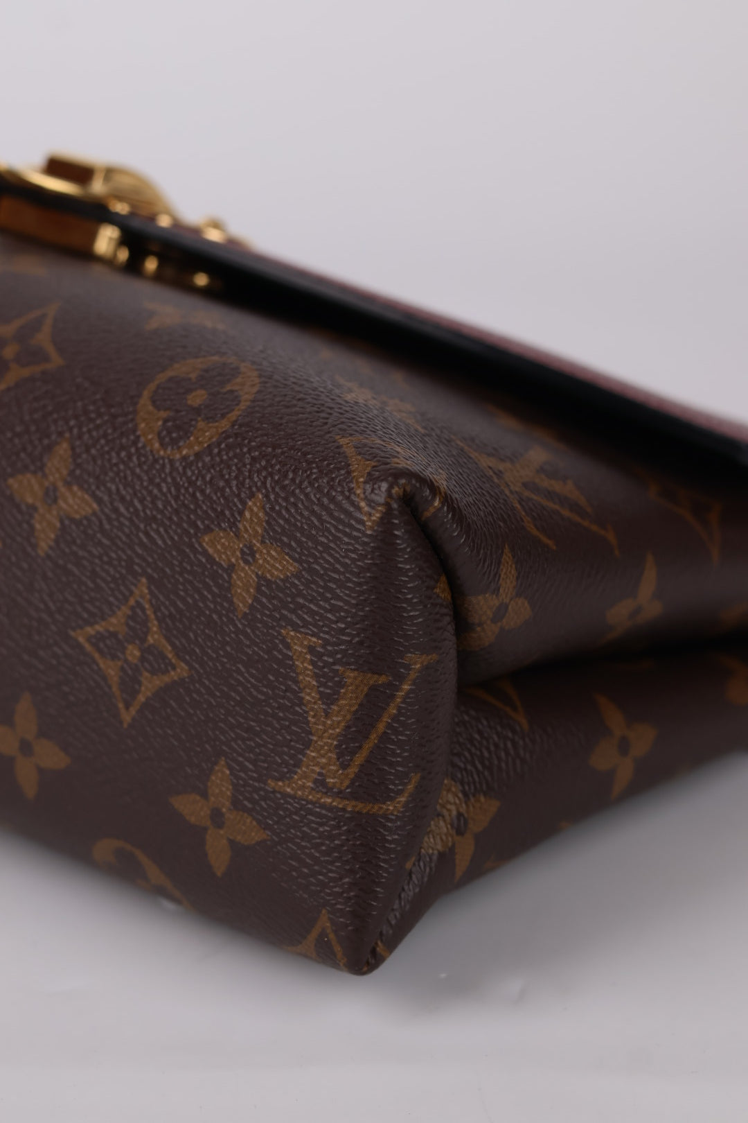 Louis Vuitton Saint Placide