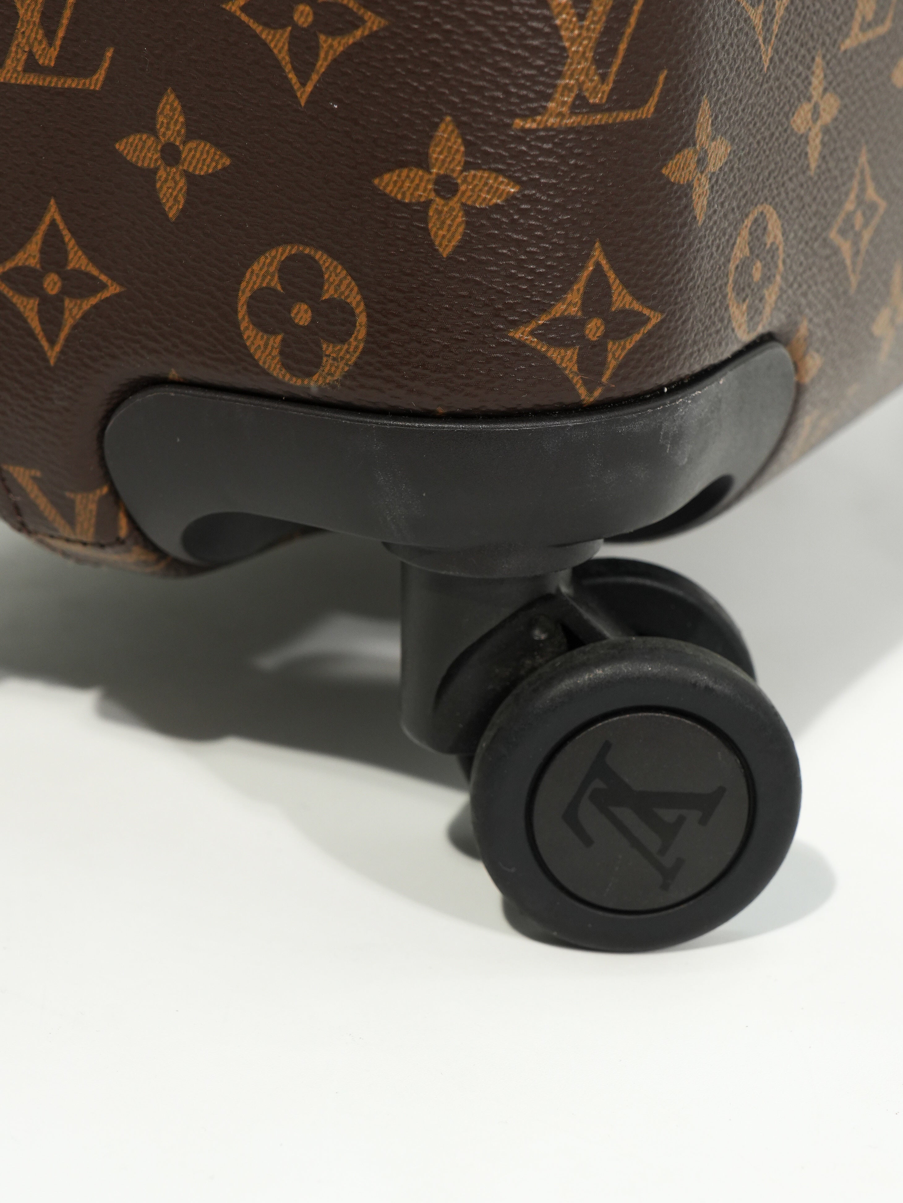 Louis Vuitton Horizon 55 Monogram