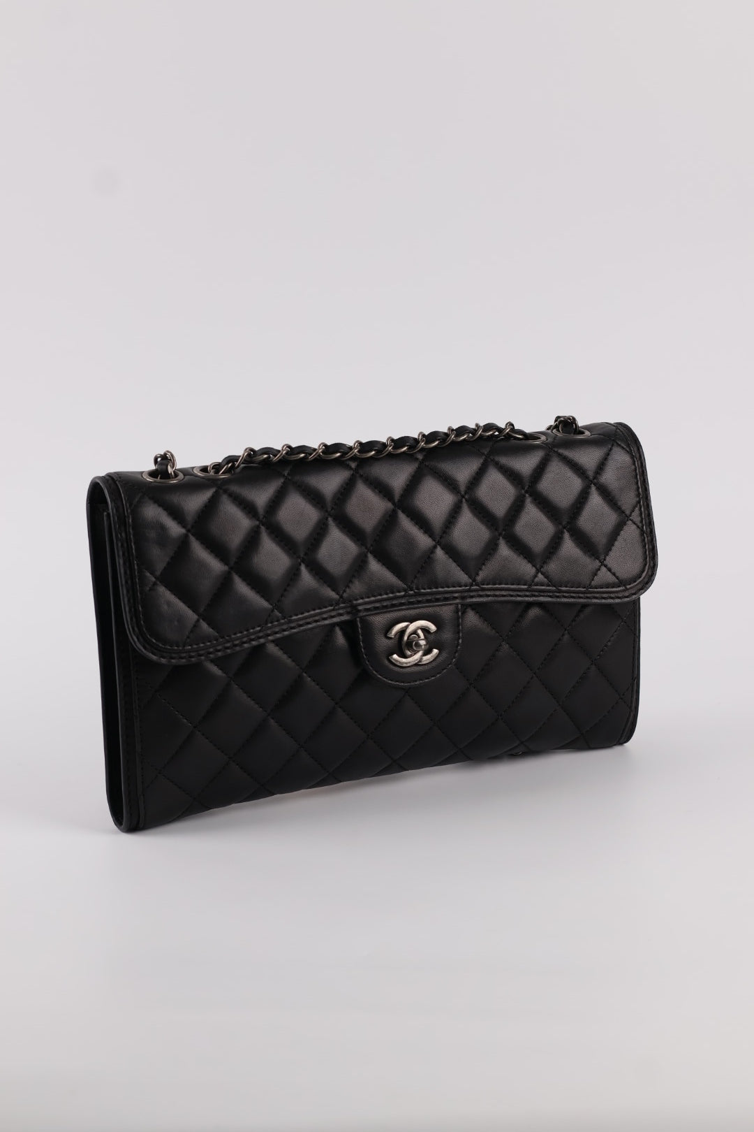 Chanel Classic East West Matelassé