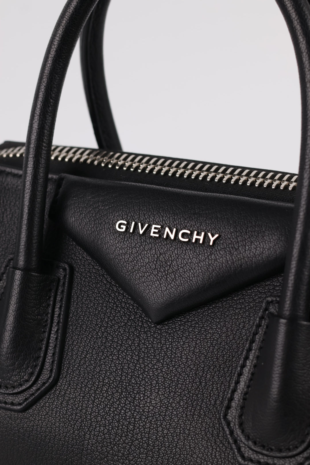 Givenchy Antigona Piccola