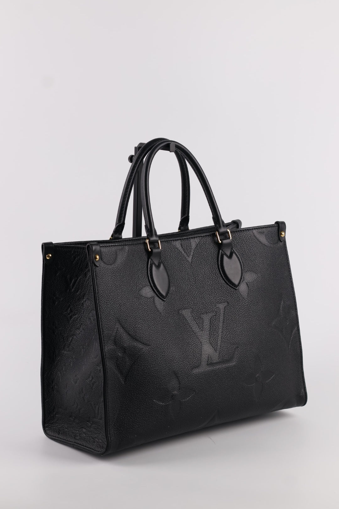 Louis Vuitton OnTheGo MM