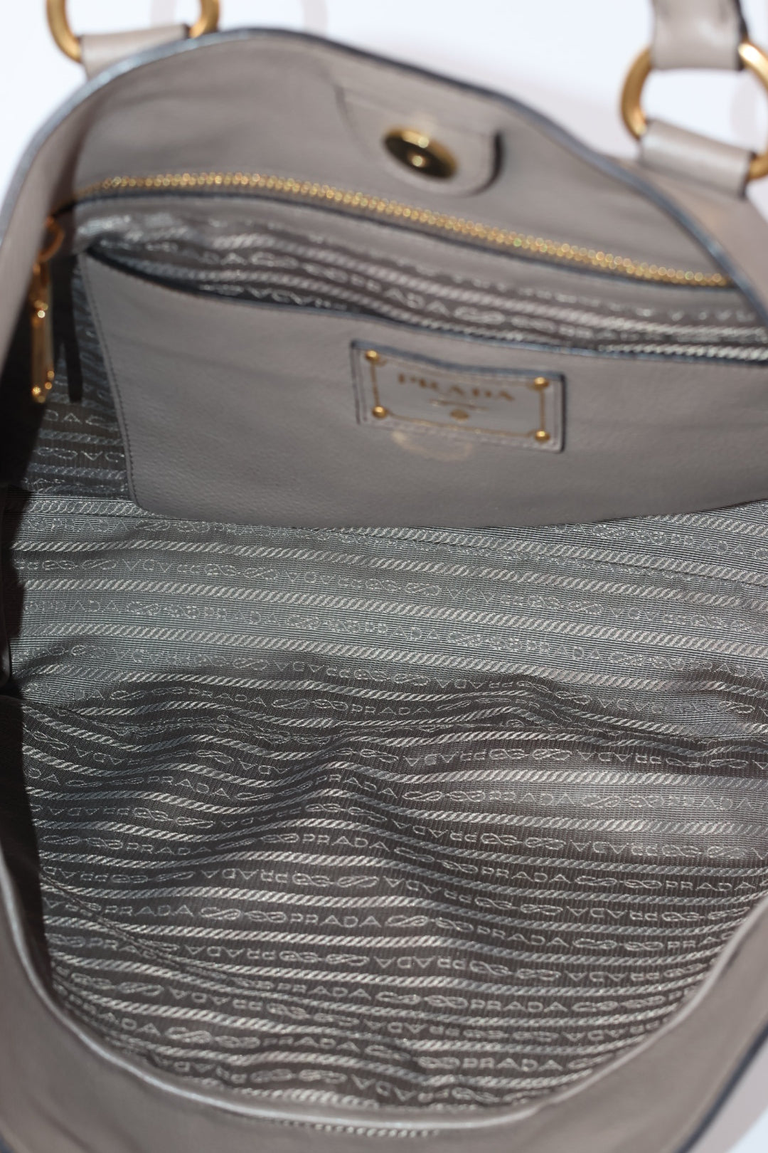 Prada Tote in Pelle