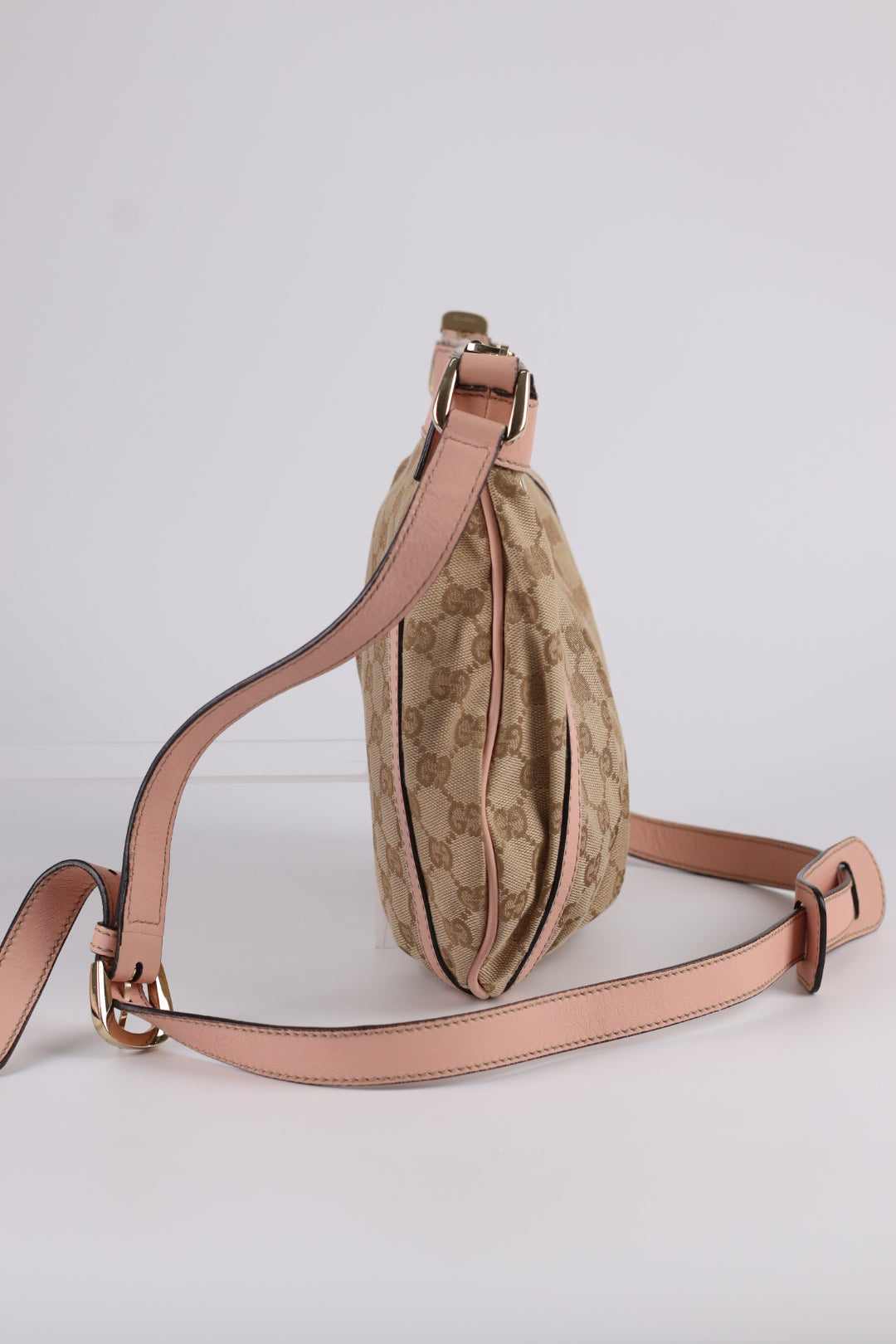 Gucci Tracolla D Ring GG Wave