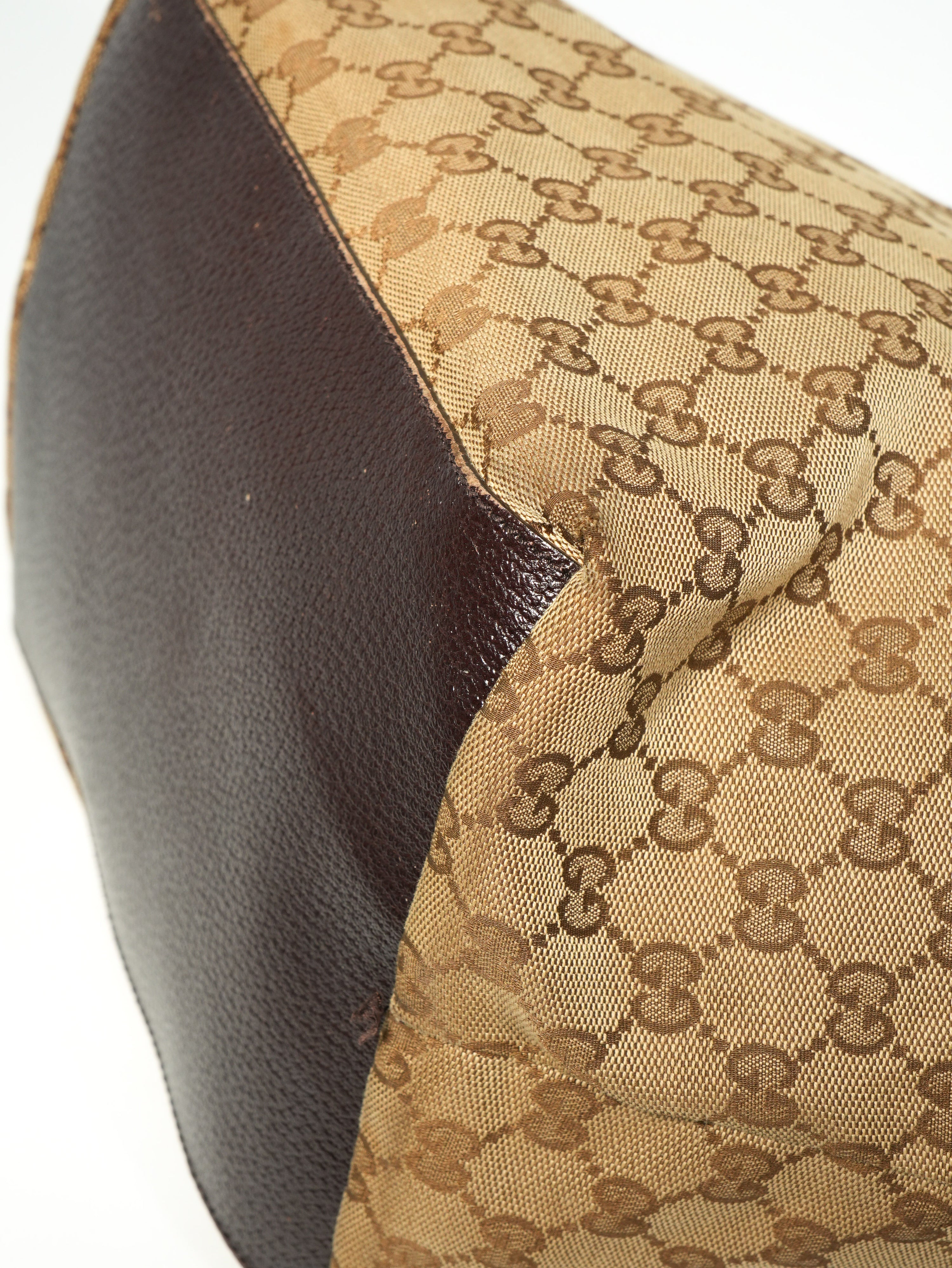 Gucci Tote GG Wave