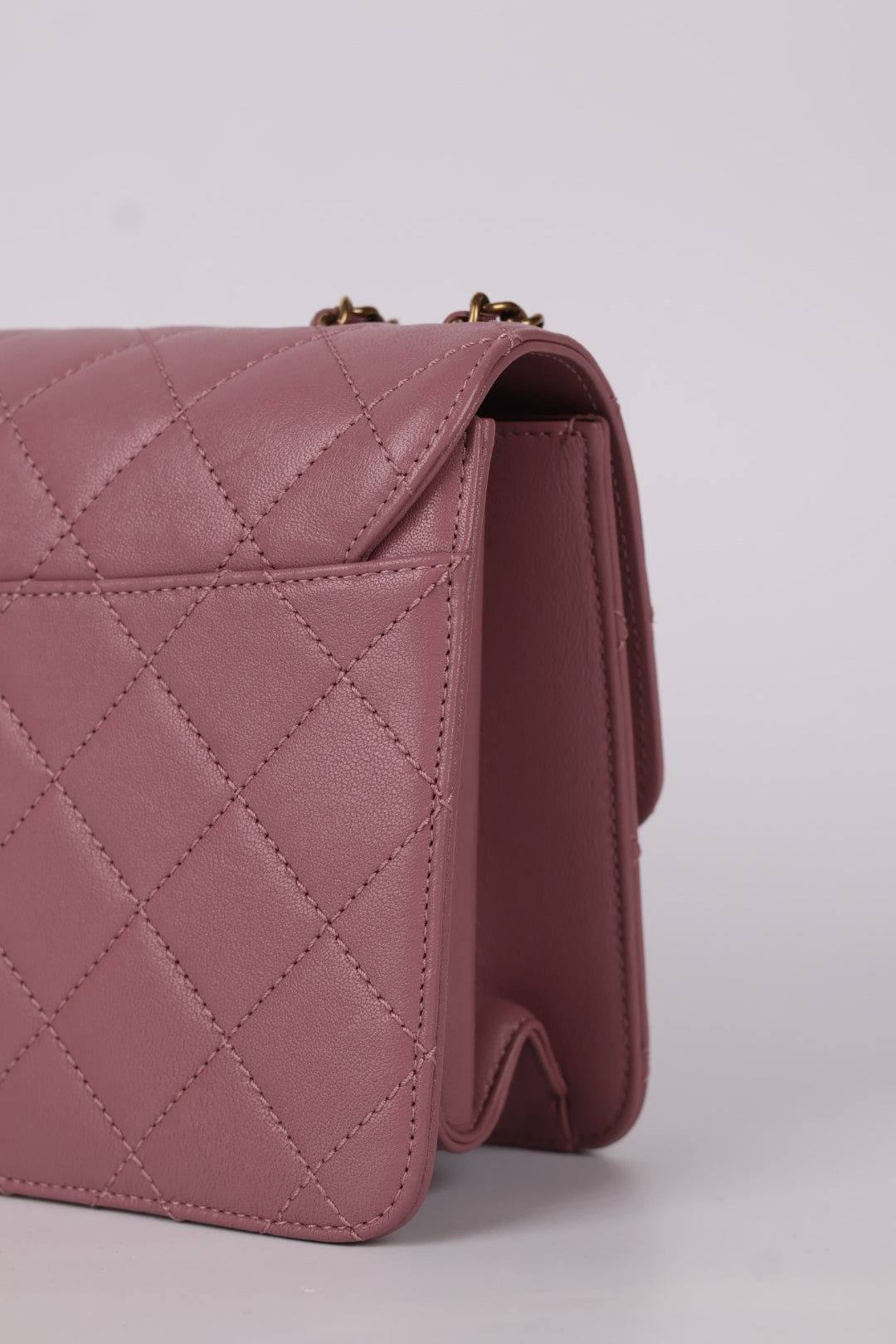 Chanel Beauty Lock Matelassé