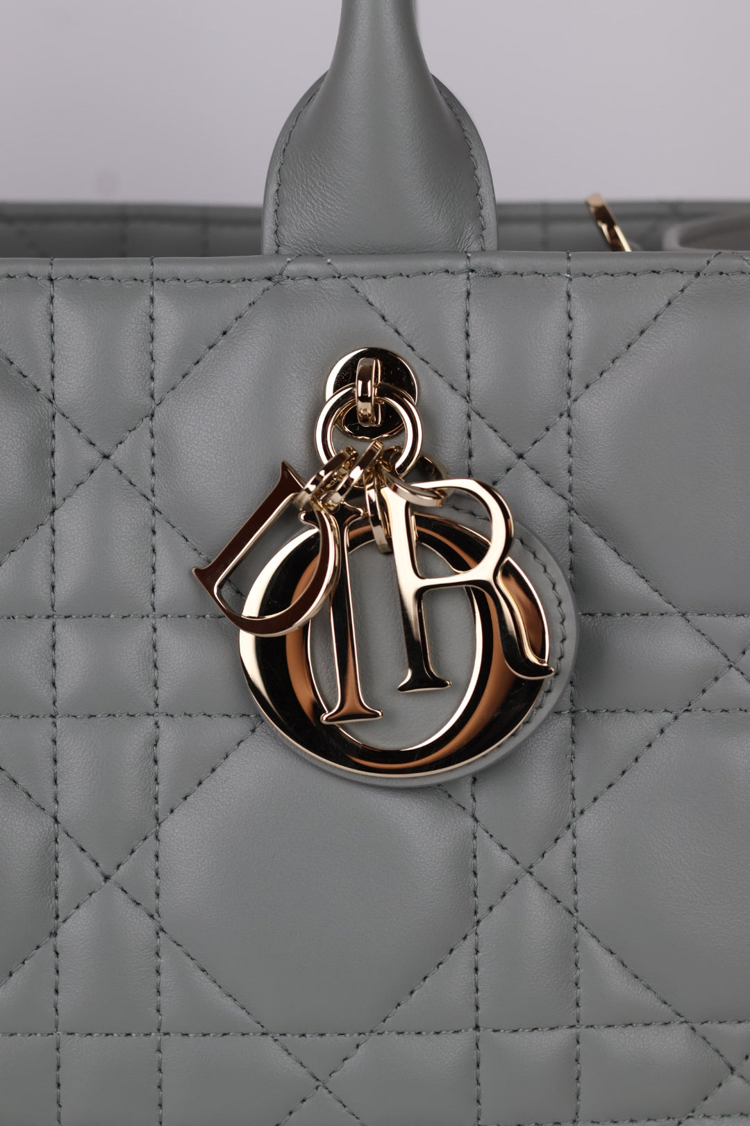 Dior Book Tote Macrocannage Media