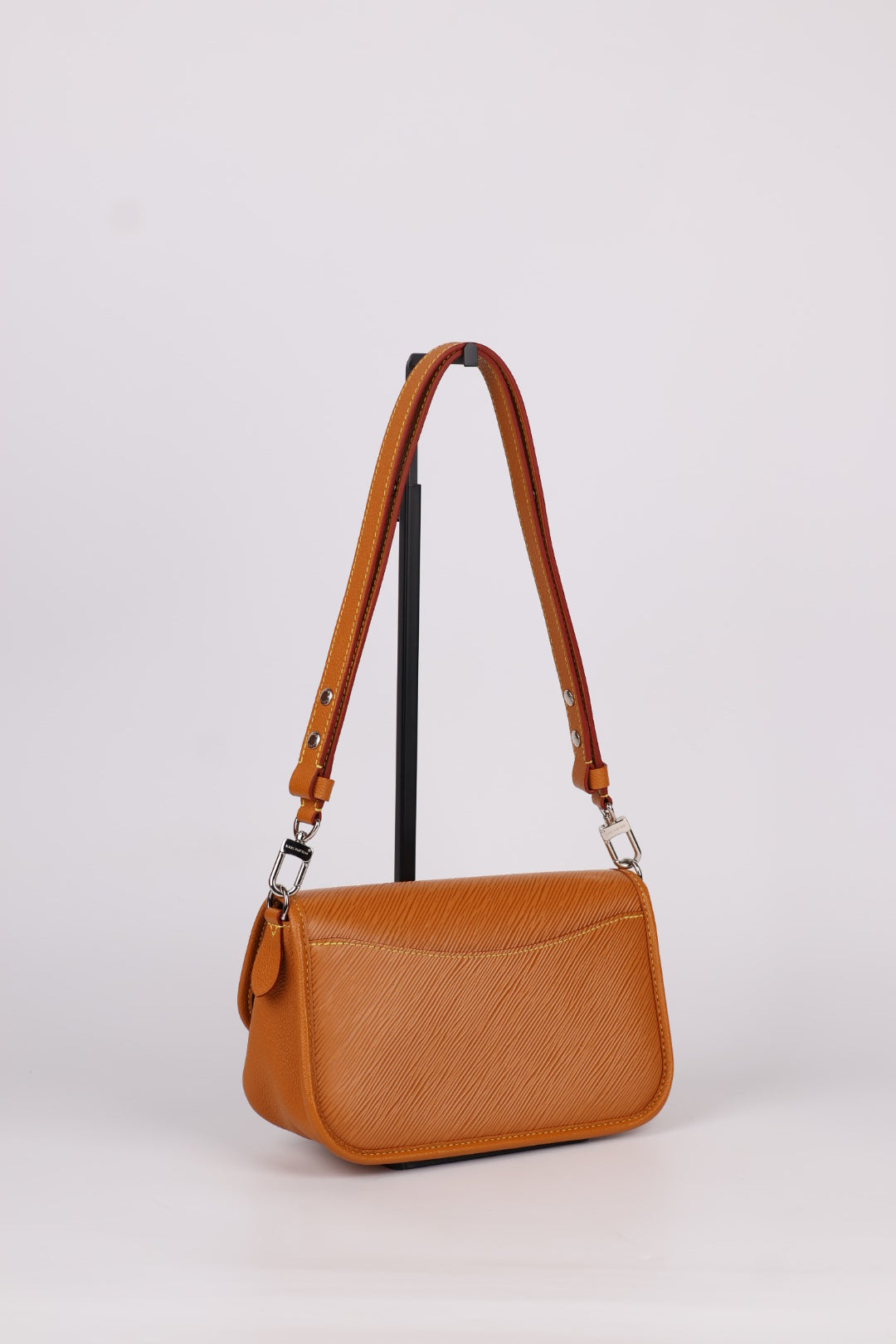 Louis Vuitton Buci Epi