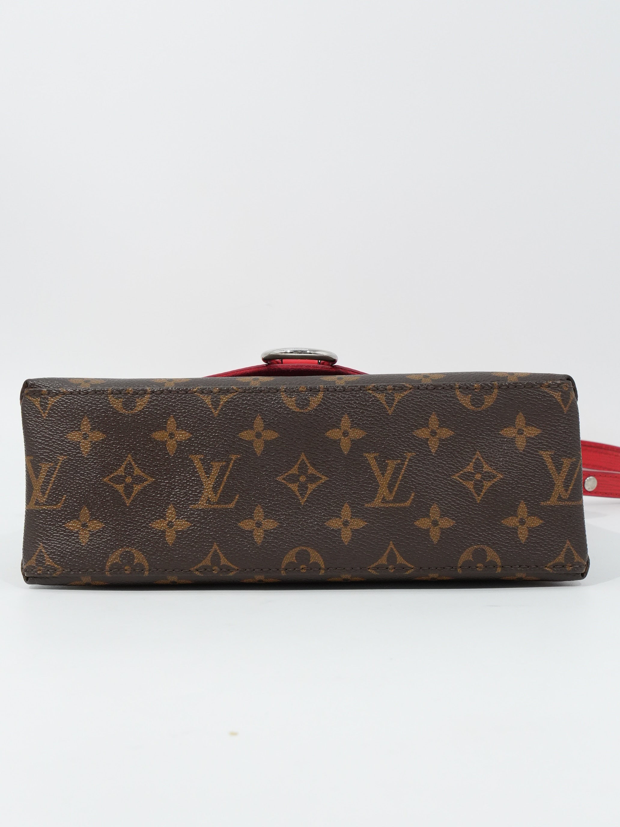 Louis Vuitton Saint Michel
