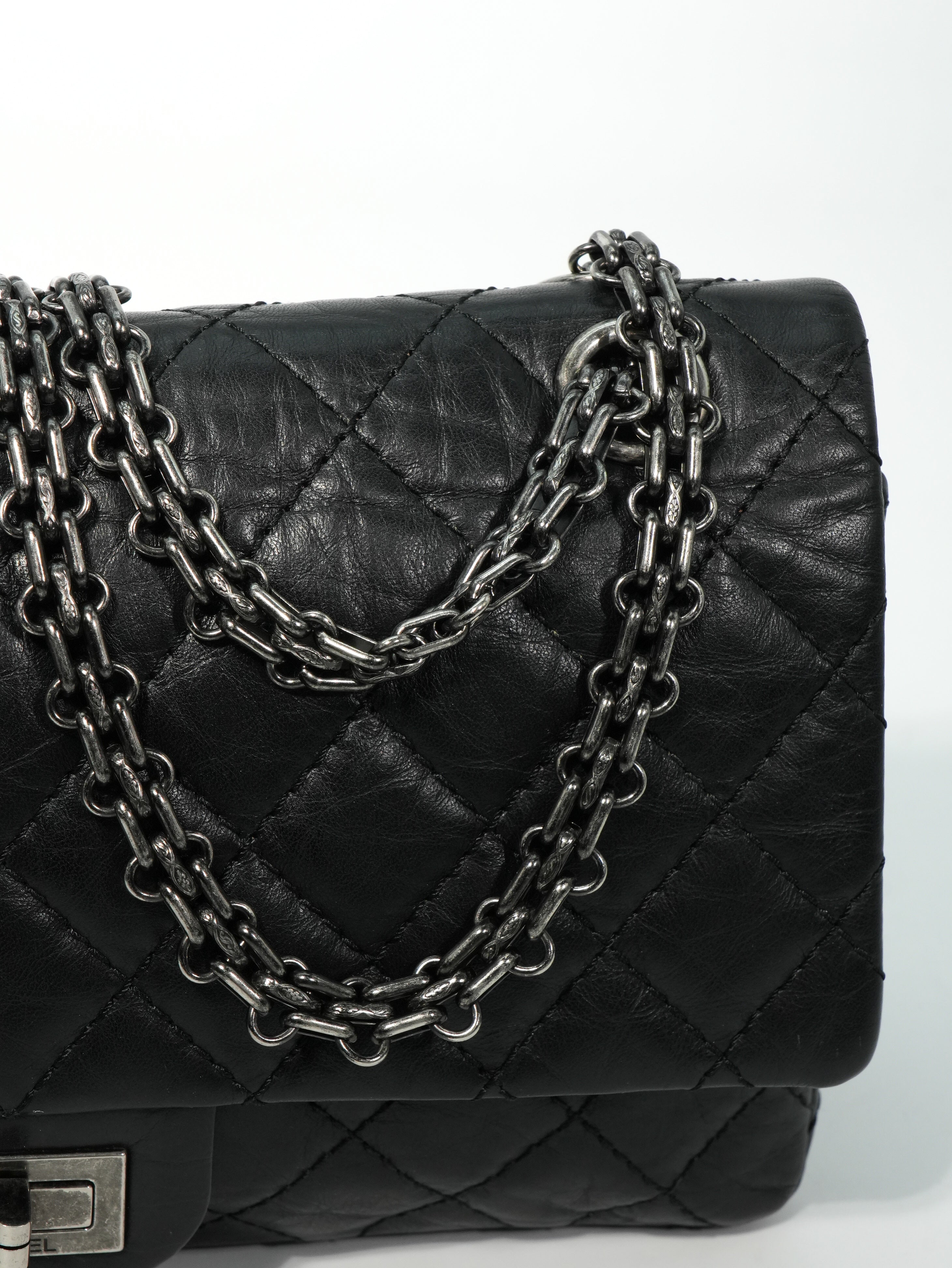 Chanel 2.55 Reissue