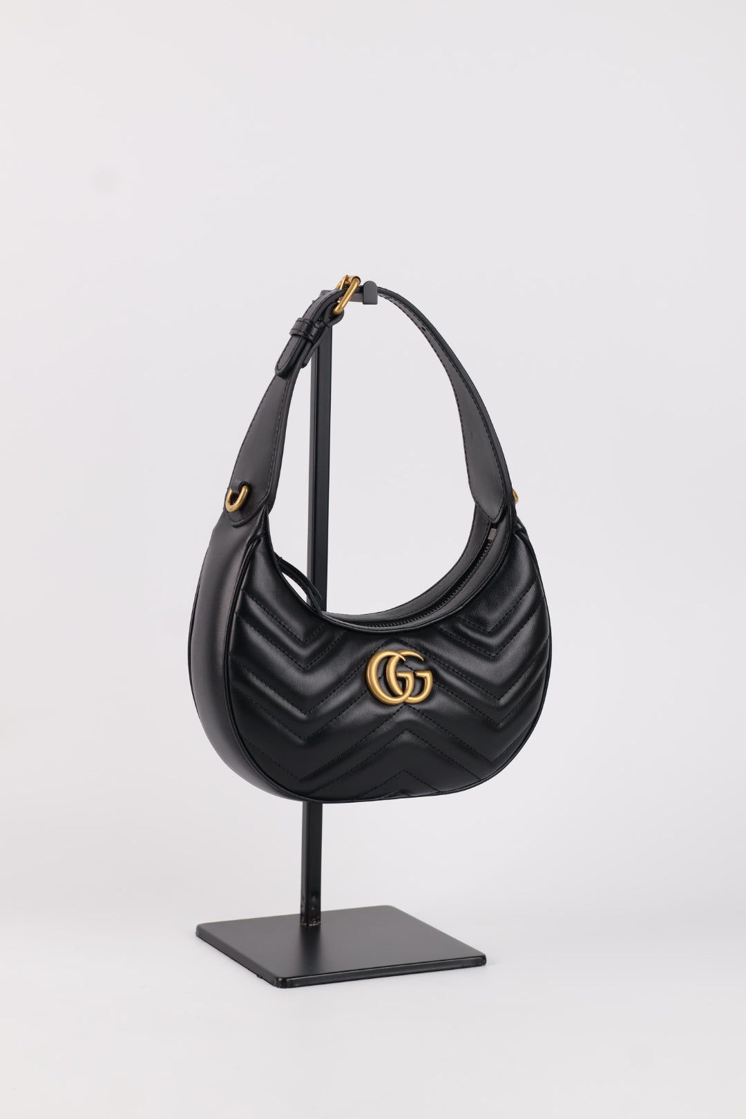 Gucci Marmont Hobo Matelassé