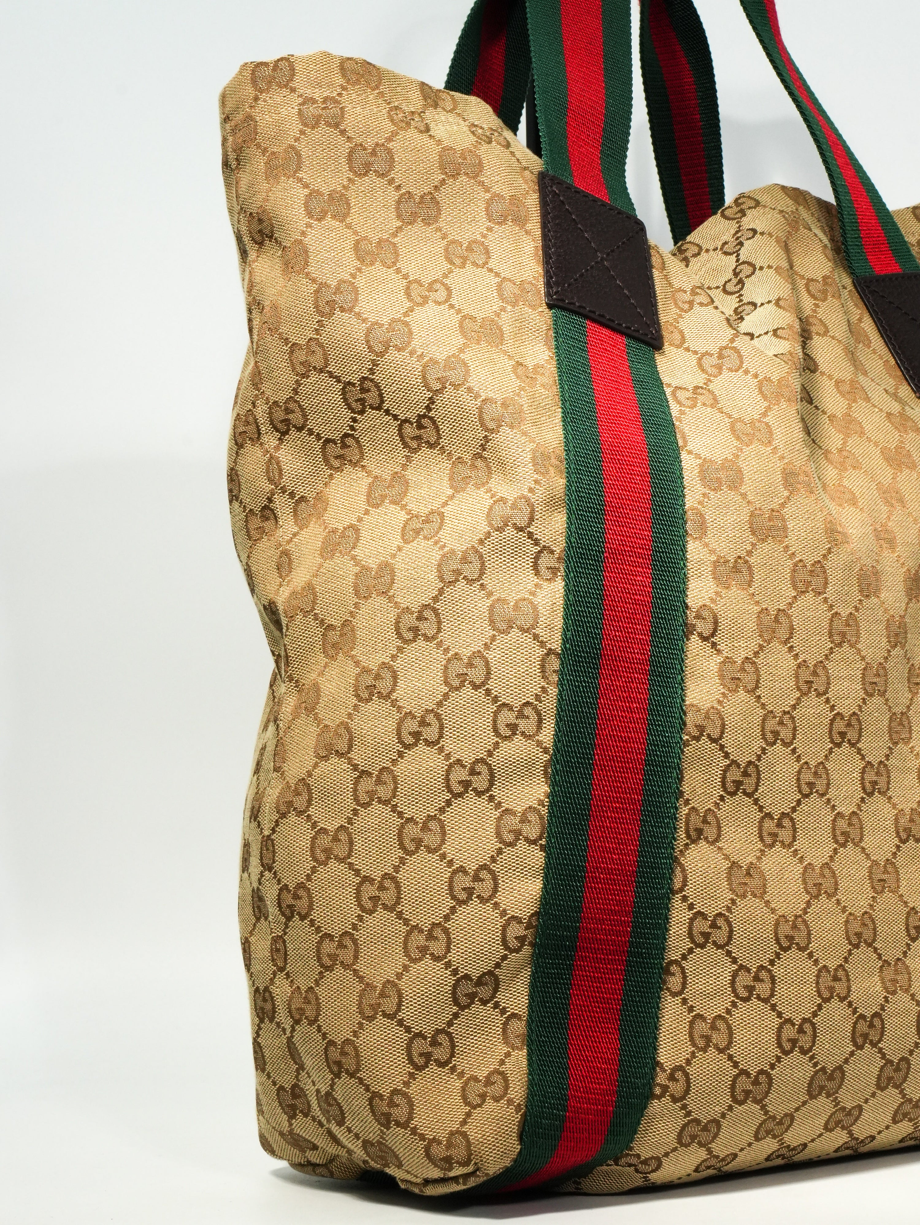 Gucci Tote GG Wave