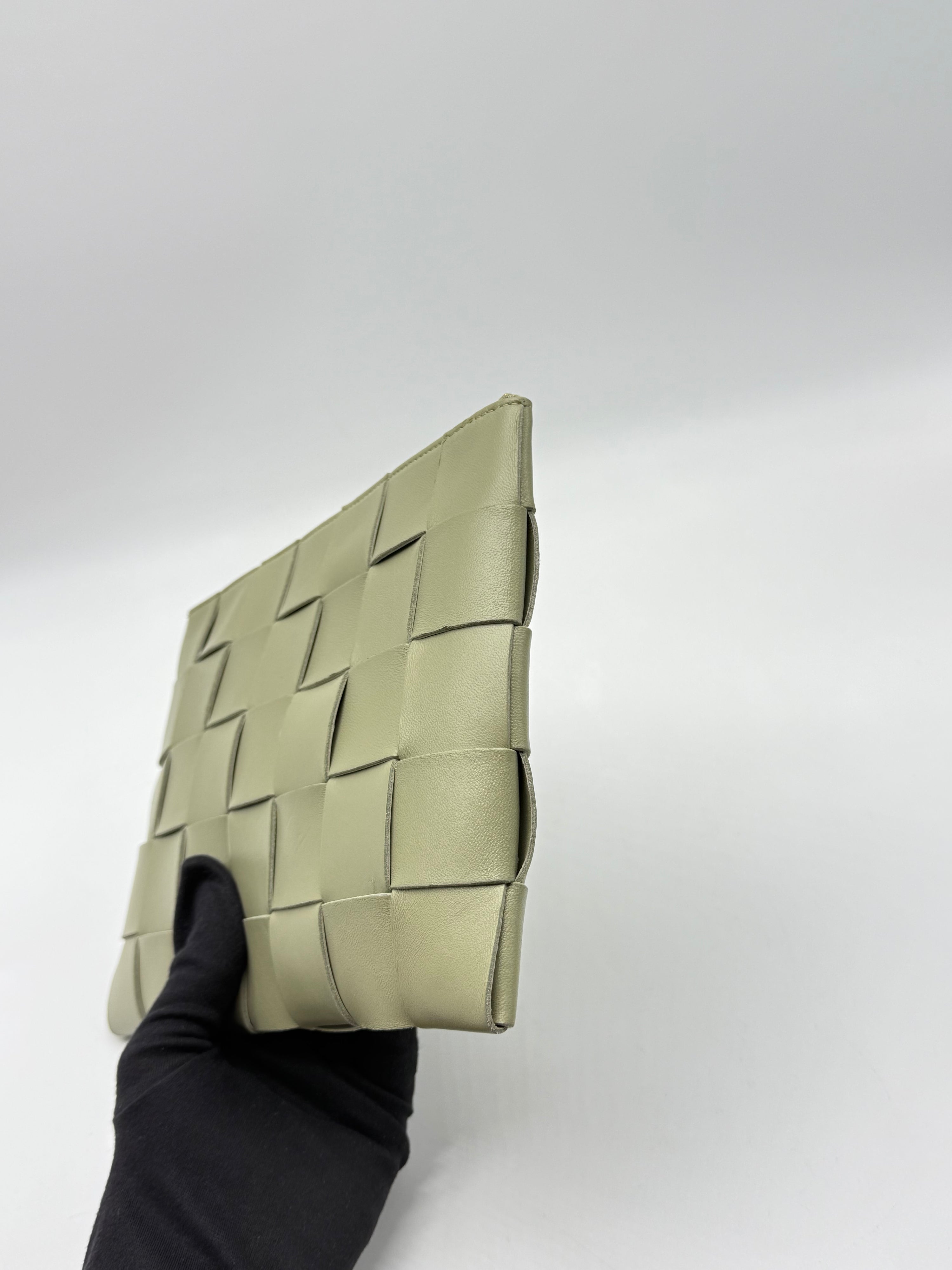 Bottega Veneta Pouch Cassette Media