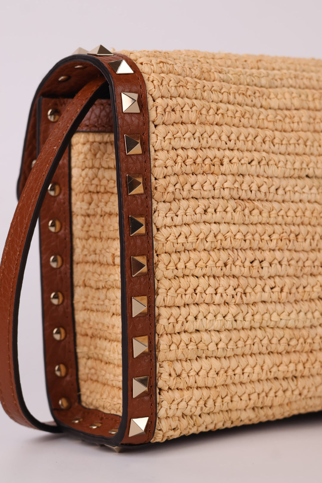 Valentino Rockstud Piccola a Tracolla Rafia
