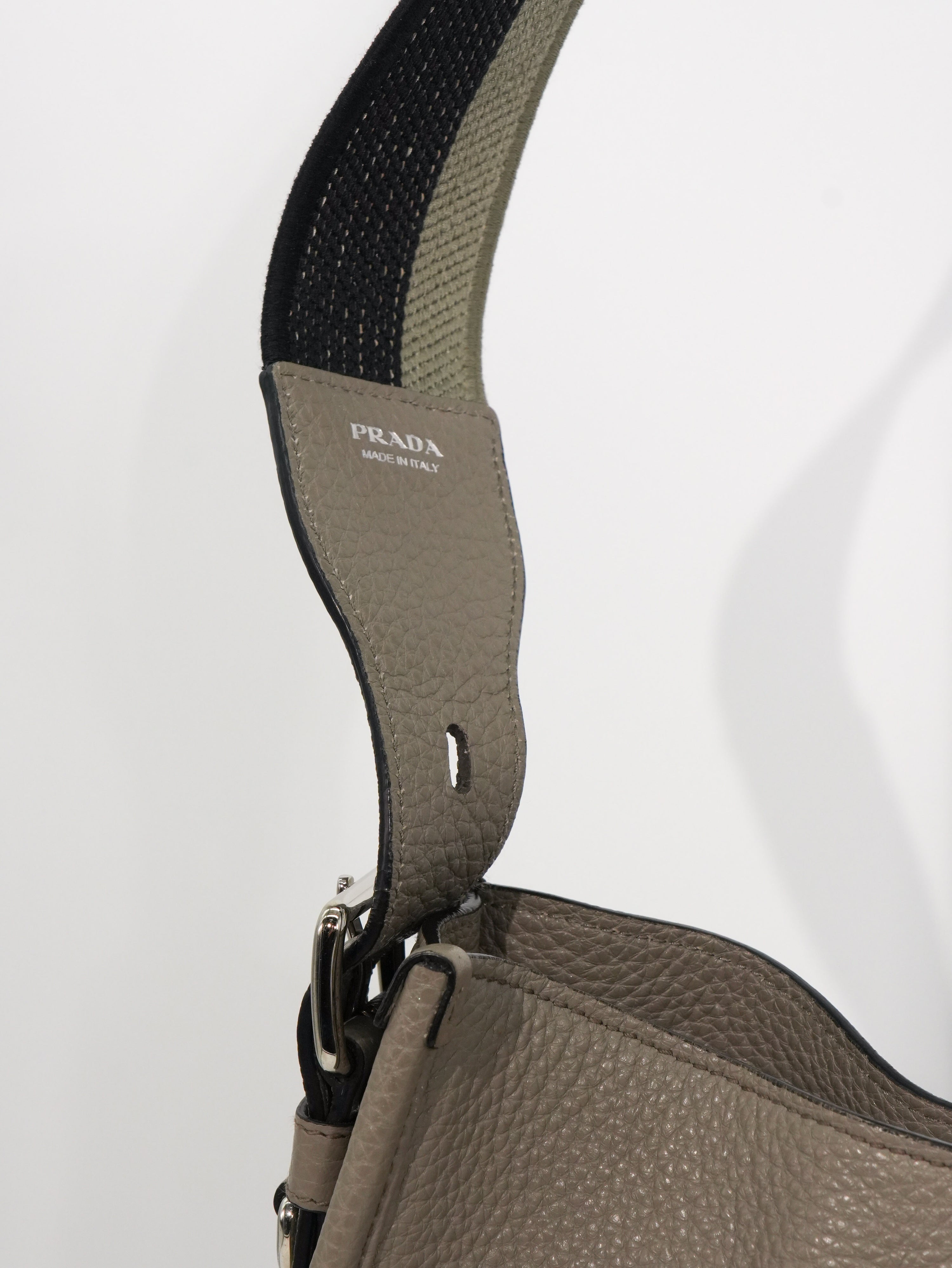 Prada Borsa a Tracolla in Pelle