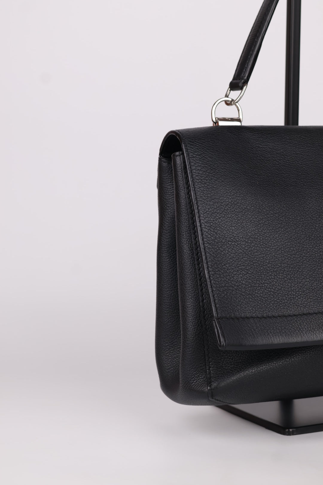 Louis Vuitton Lockme Handle in Pelle
