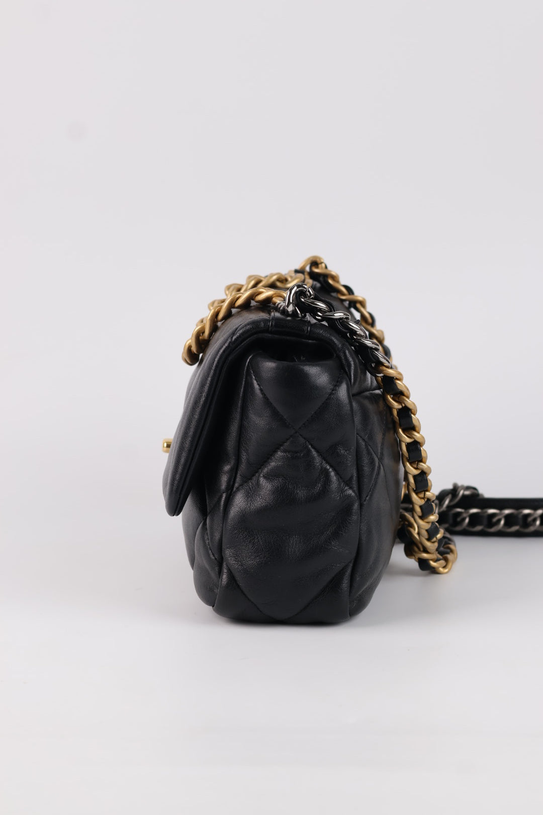 Chanel 19 in Pelle d’Agnello