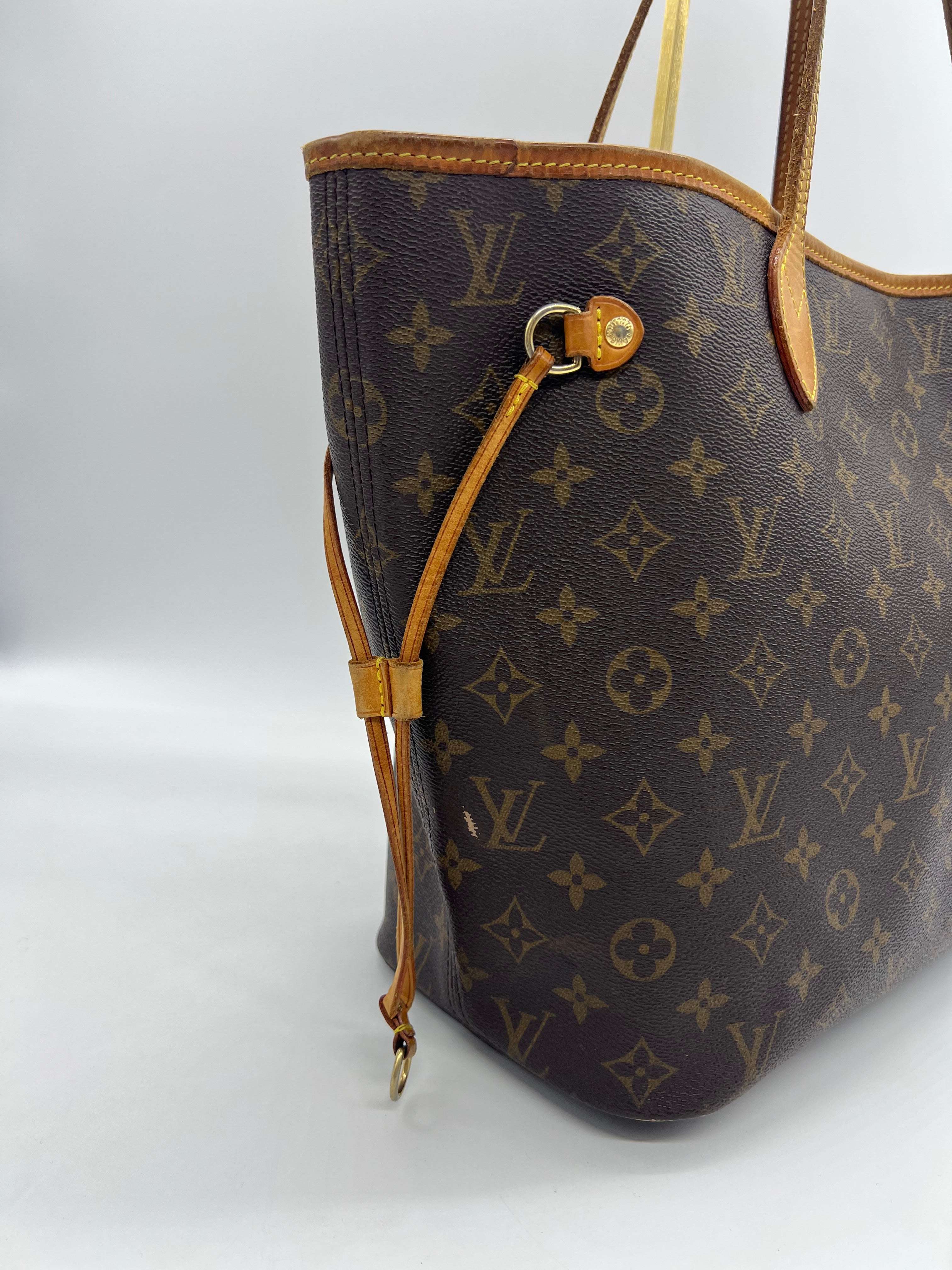 Louis Vuitton Neverfull MM Monogram