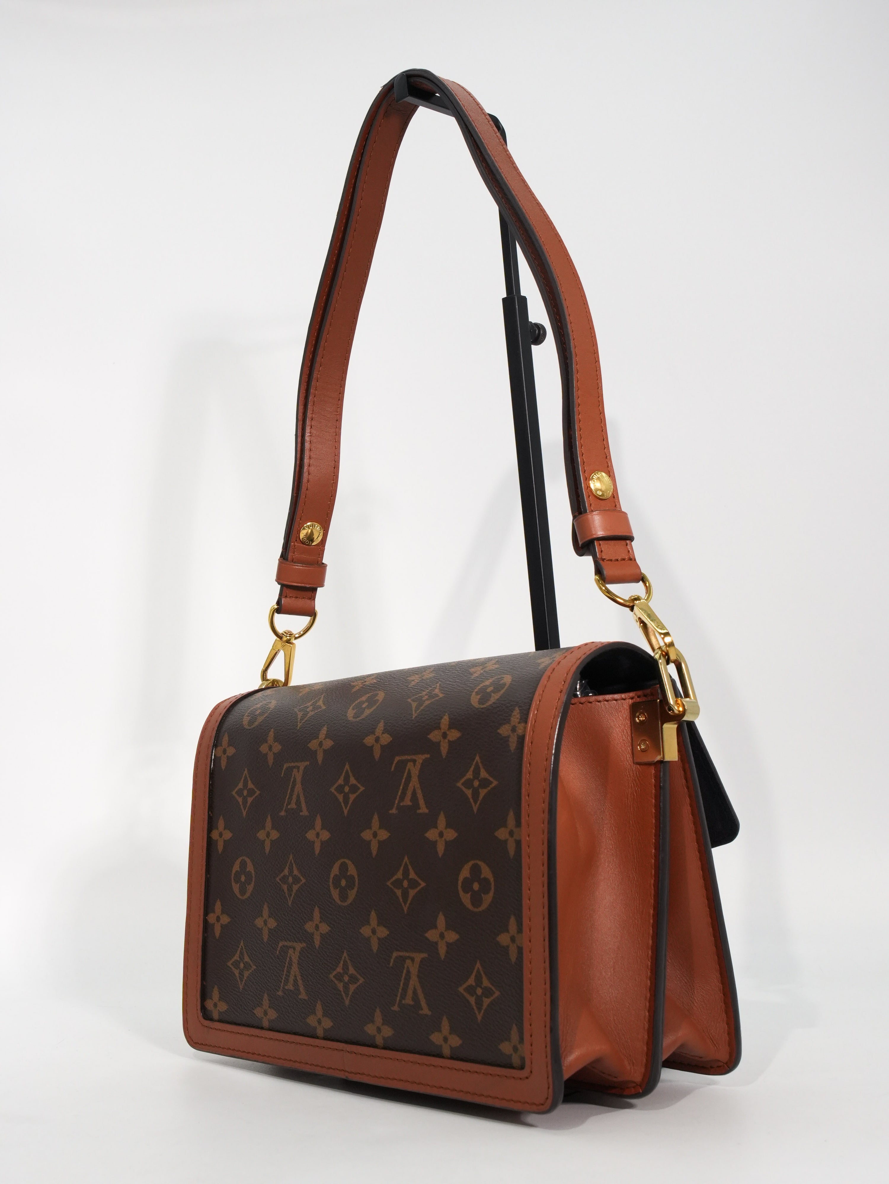 Louis Vuitton Dauphine MM