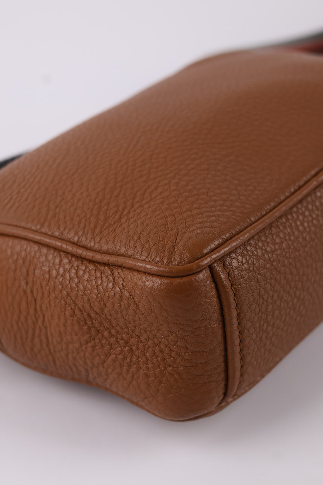 Prada Mini Camera Bag in Pelle