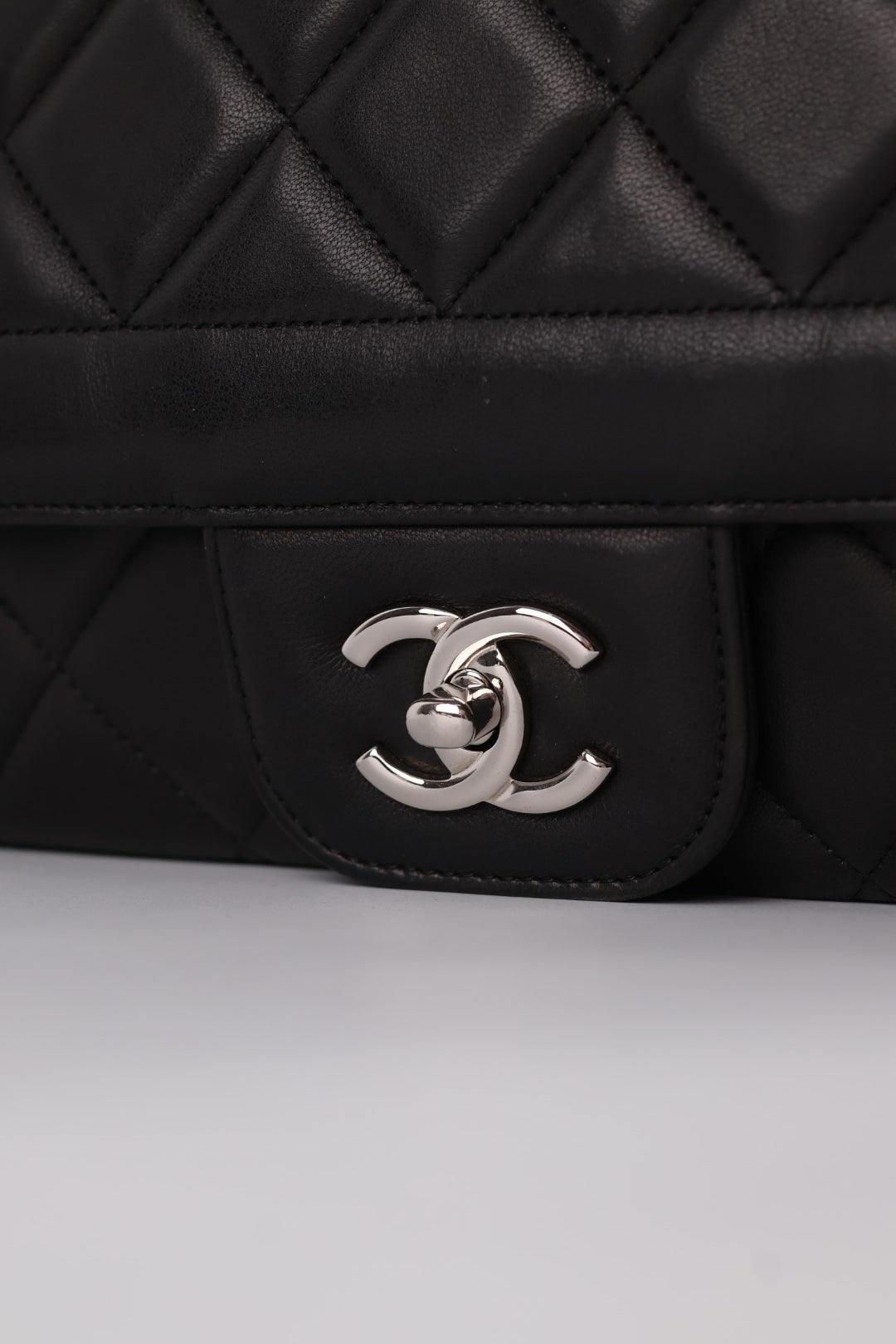Chanel Classic Flap Jumbo