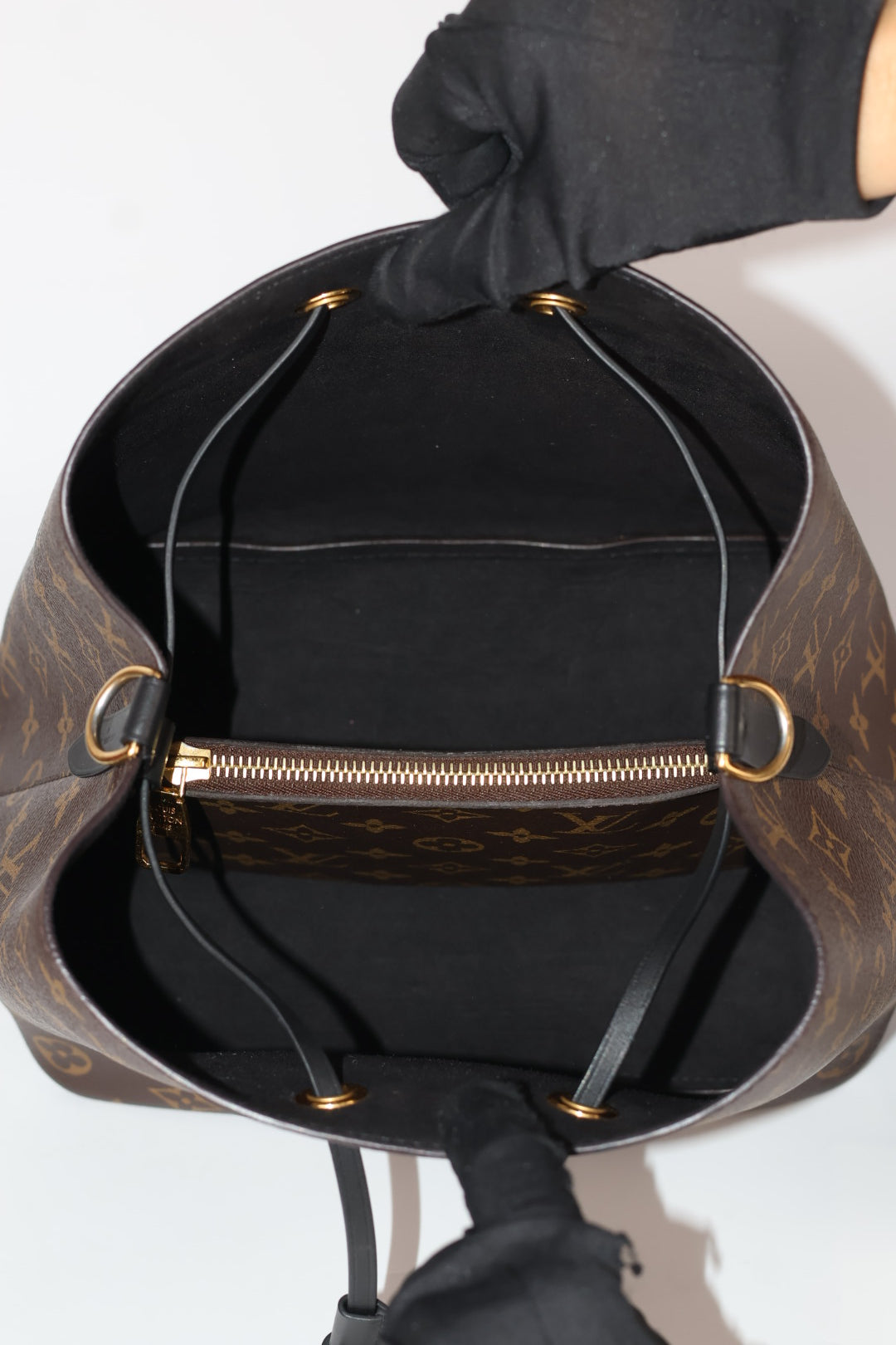 Louis Vuitton Neo Noé MM Monogram