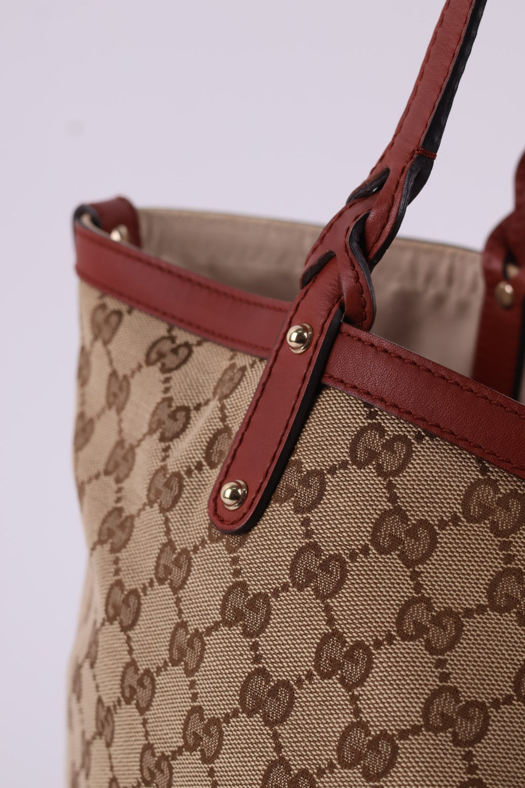 Gucci Tote GG Wave