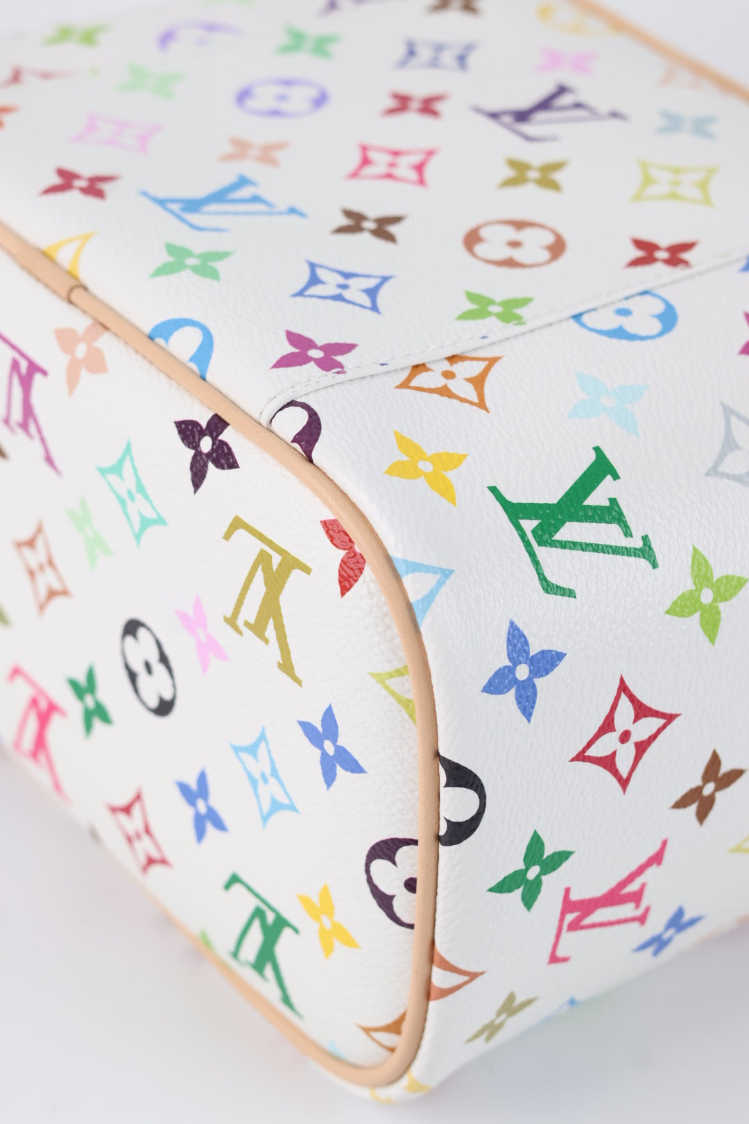 Louis Vuitton Beauty Case Nice BB Murakami