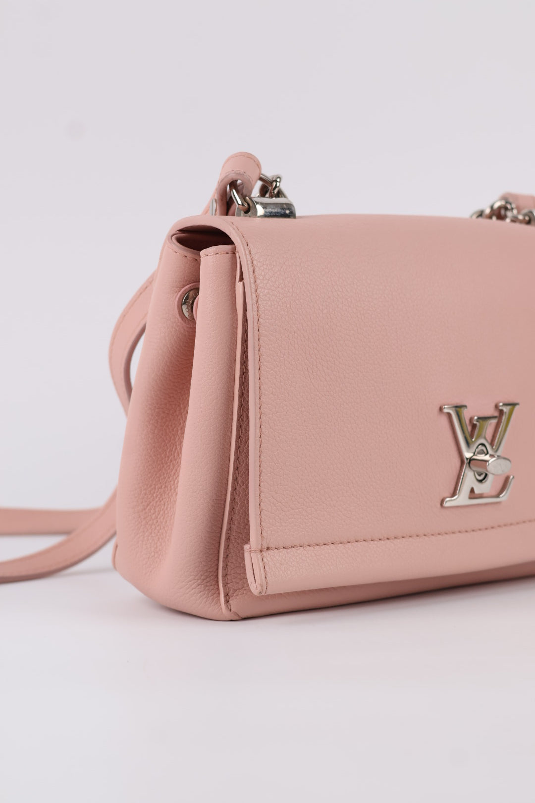 Louis Vuitton Lockme BB