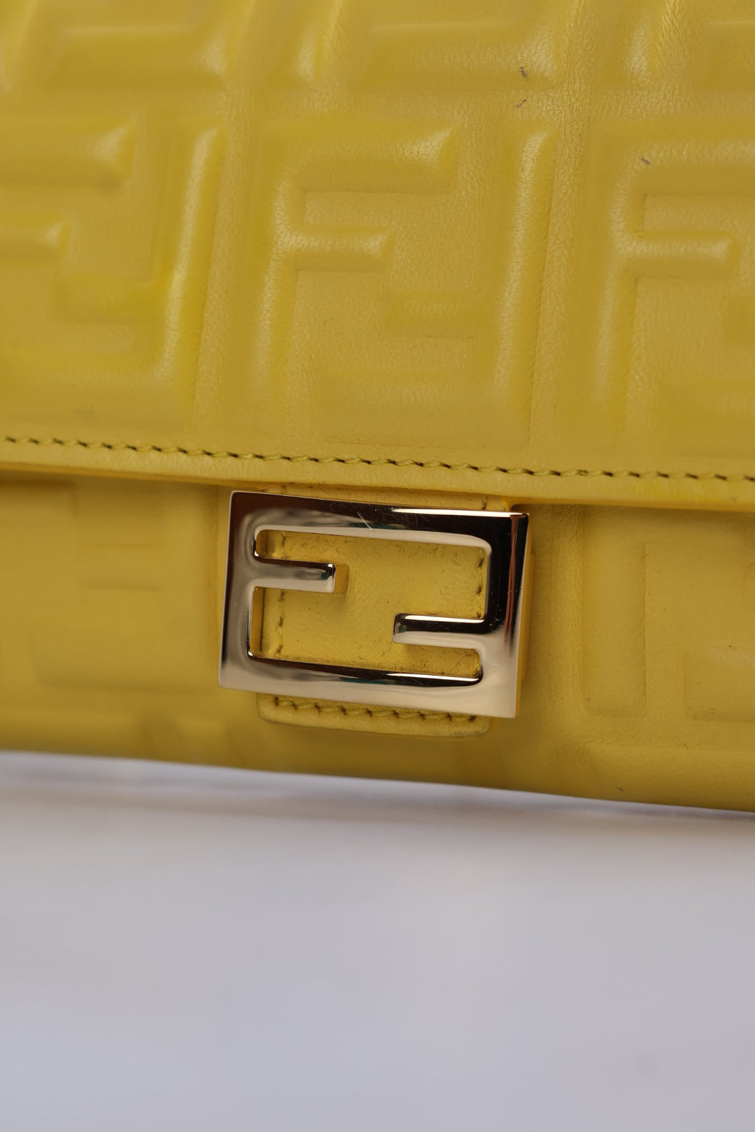 Fendi Woc Baguette Continental