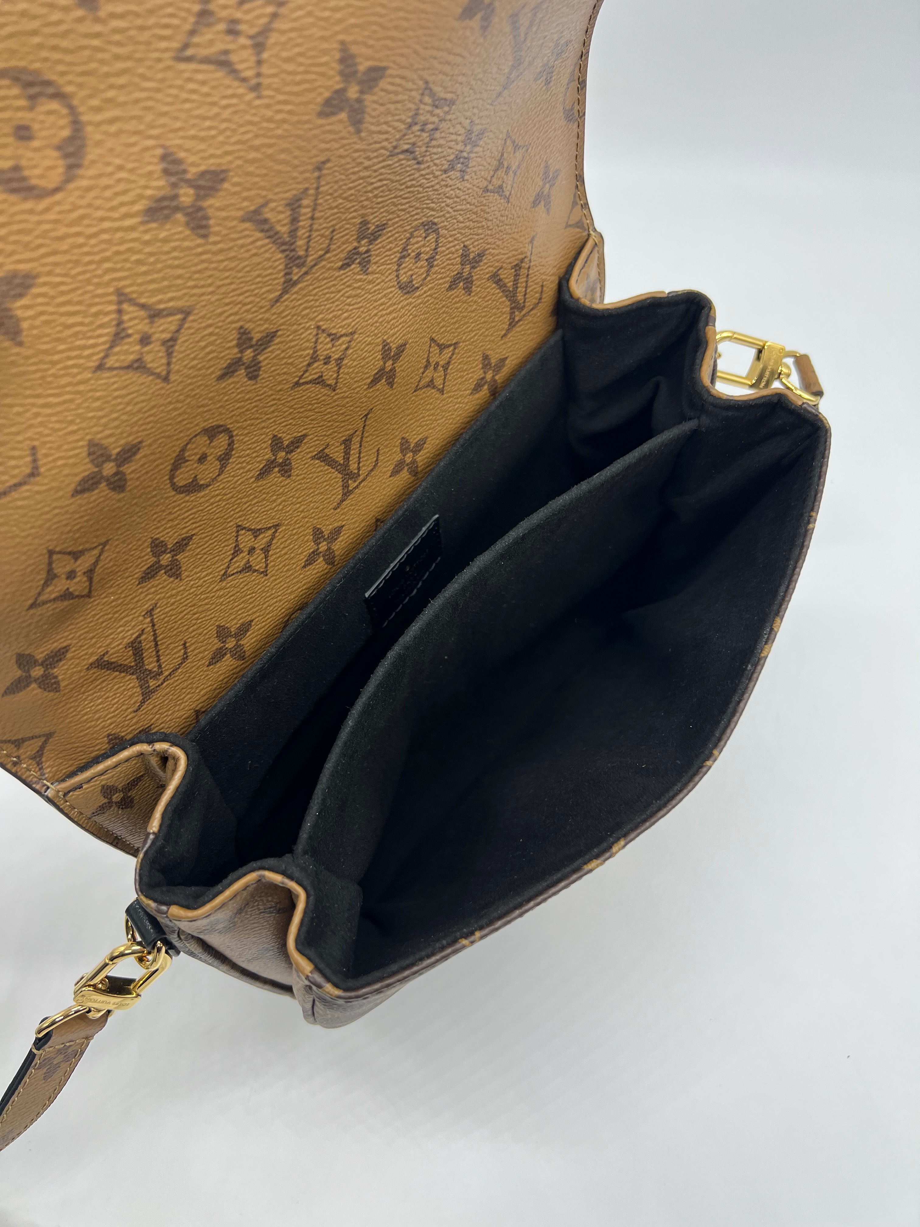 Louis Vuitton Métis Reverse