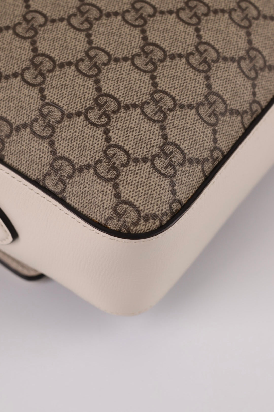 Gucci Horsebit Camera Bag GG Supreme