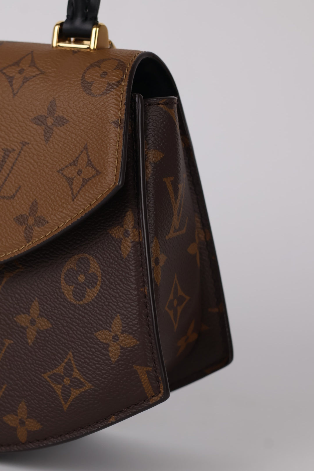 Louis Vuitton Tilsit Monogram