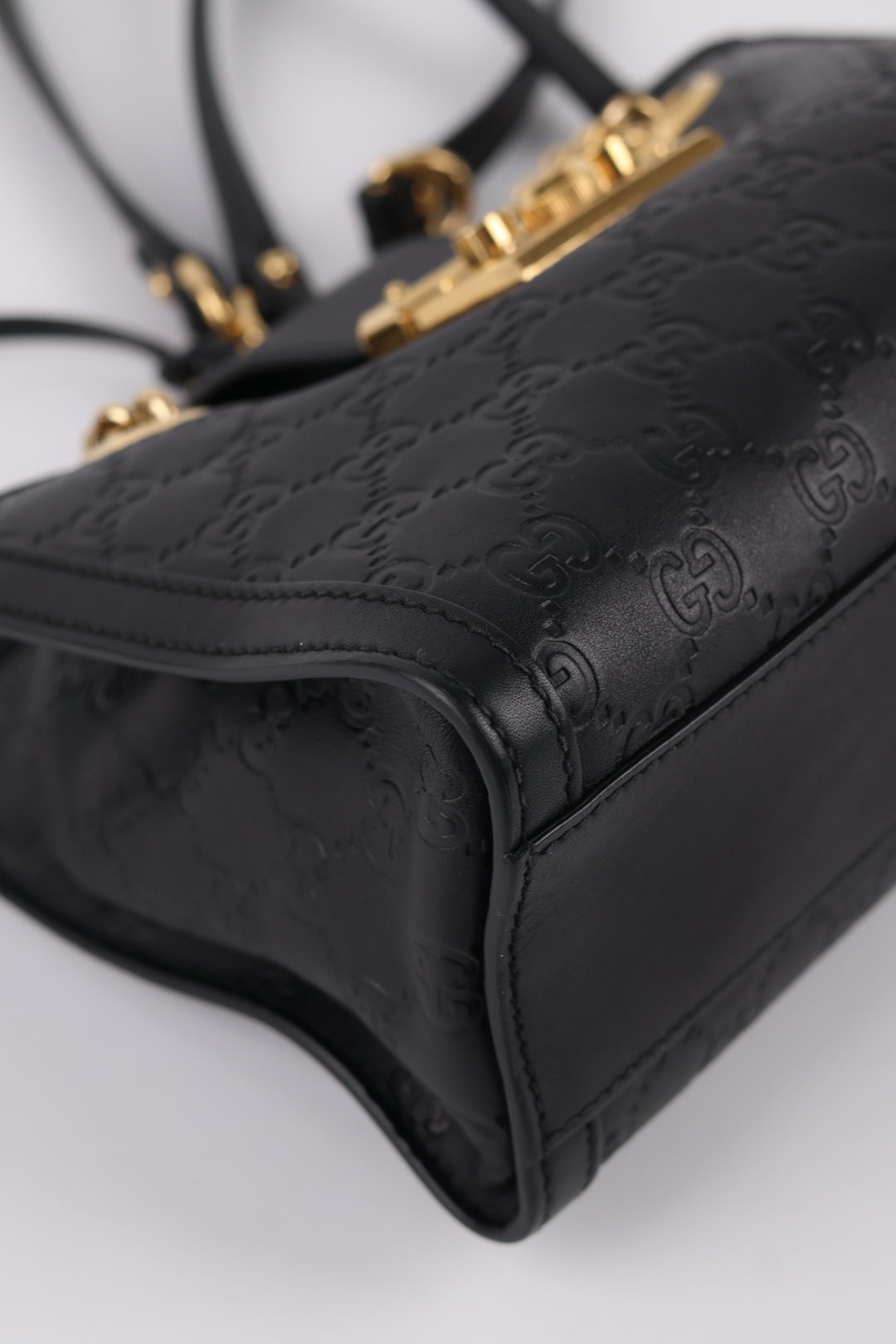Gucci Padlock GG Signature